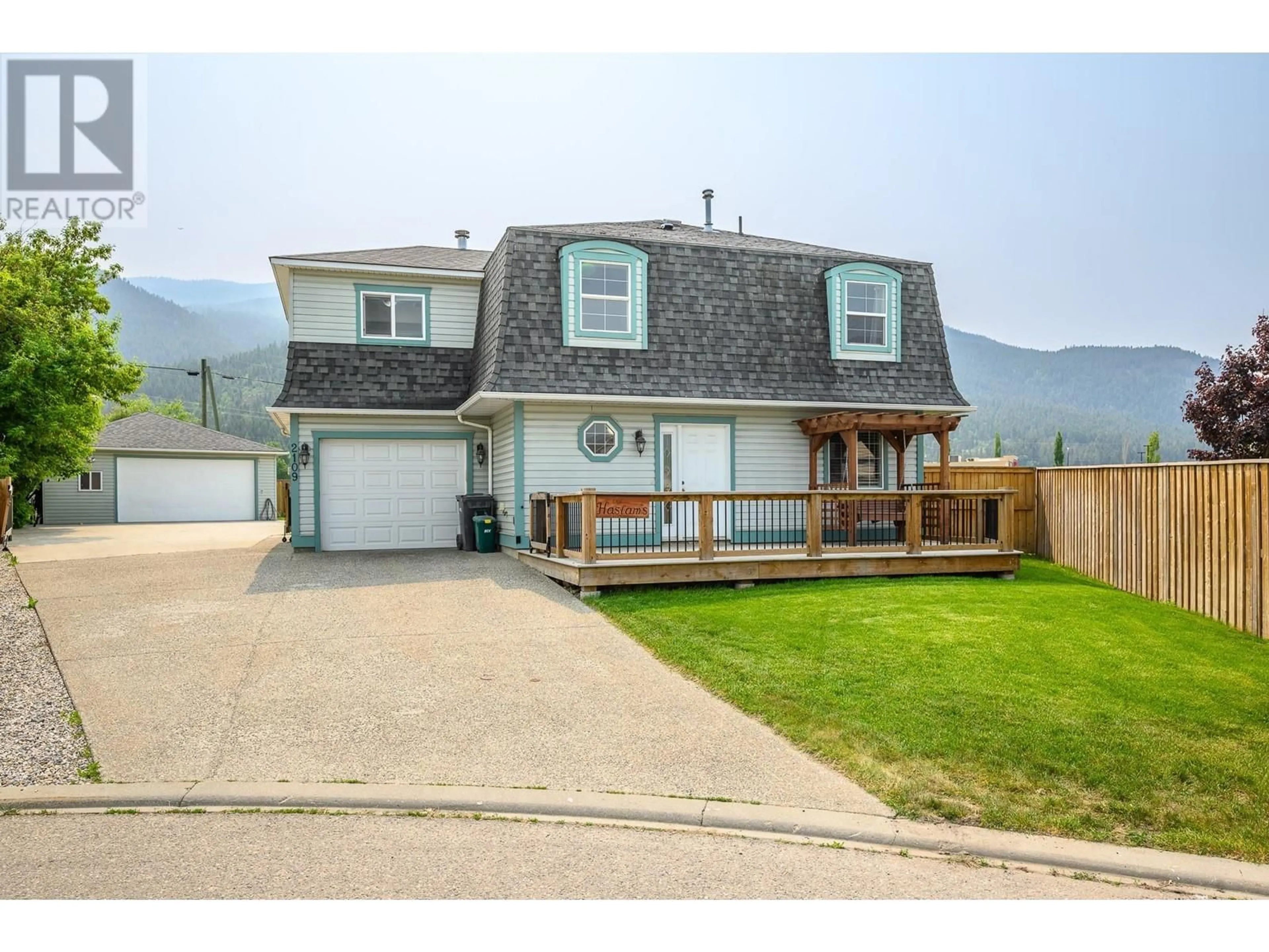 Home with vinyl exterior material, mountain view for 2109 HUNTER AVENUE, Armstrong British Columbia V0E1B0