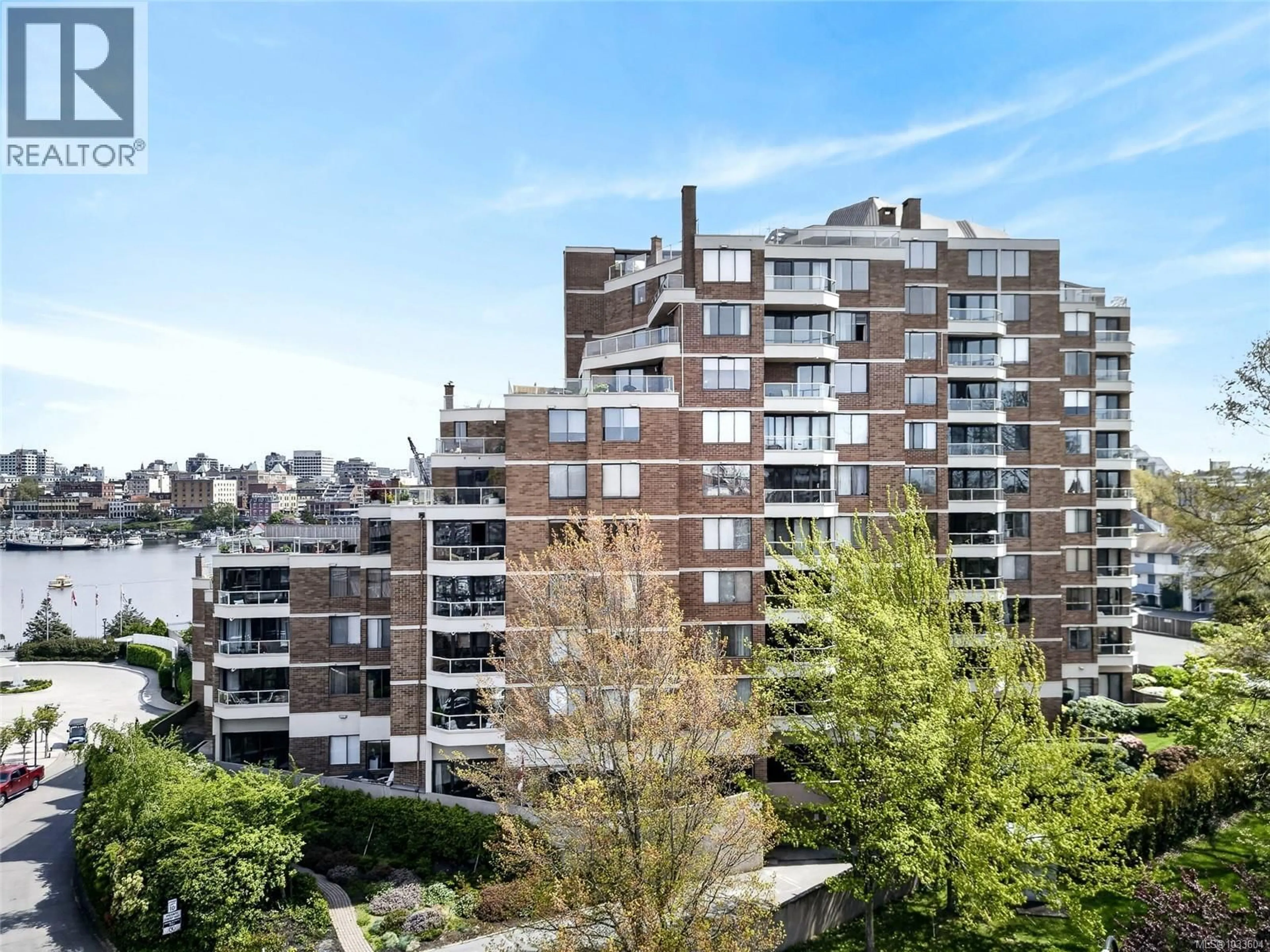 A pic from outside/outdoor area/front of a property/back of a property/a pic from drone, city buildings view from balcony for 504 - 225 BELLEVILLE STREET, Victoria British Columbia V8V4T9