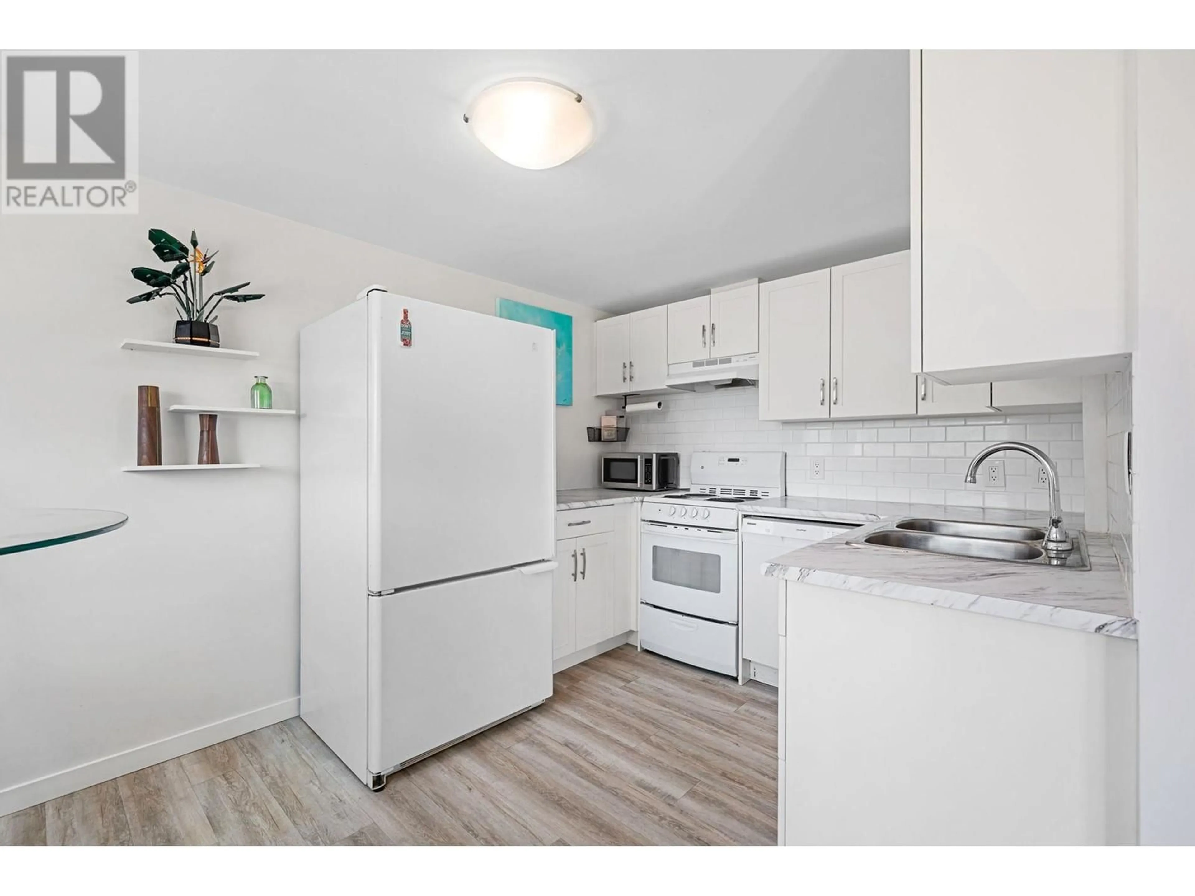 Standard kitchen, unknown for 445 Holbrook Road W Unit# 9, Kelowna British Columbia V1X1S4