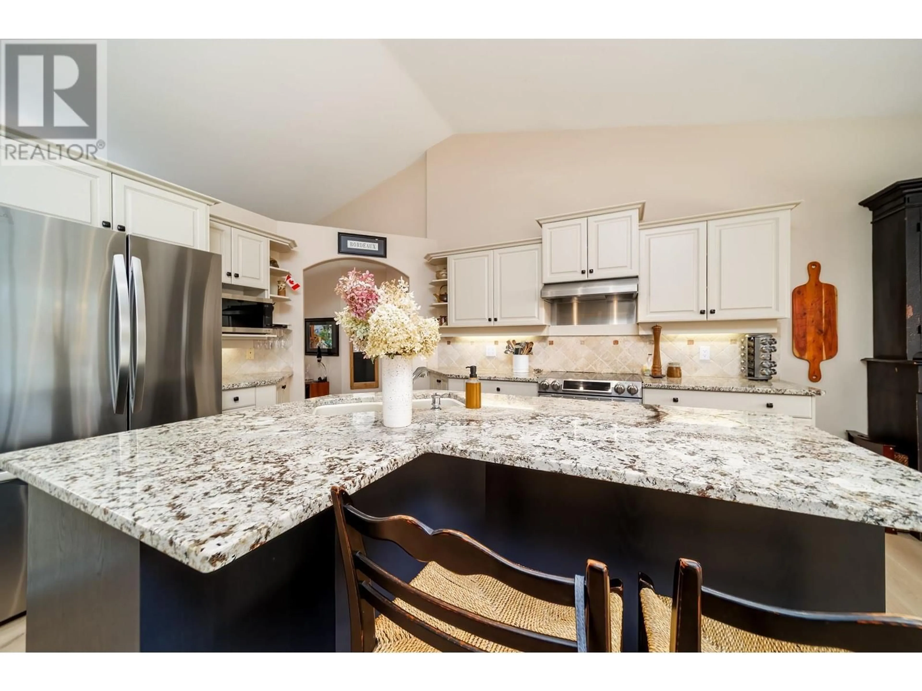 Open concept kitchen, unknown for 316 Woodcrest Court, Kelowna British Columbia V1V2L3