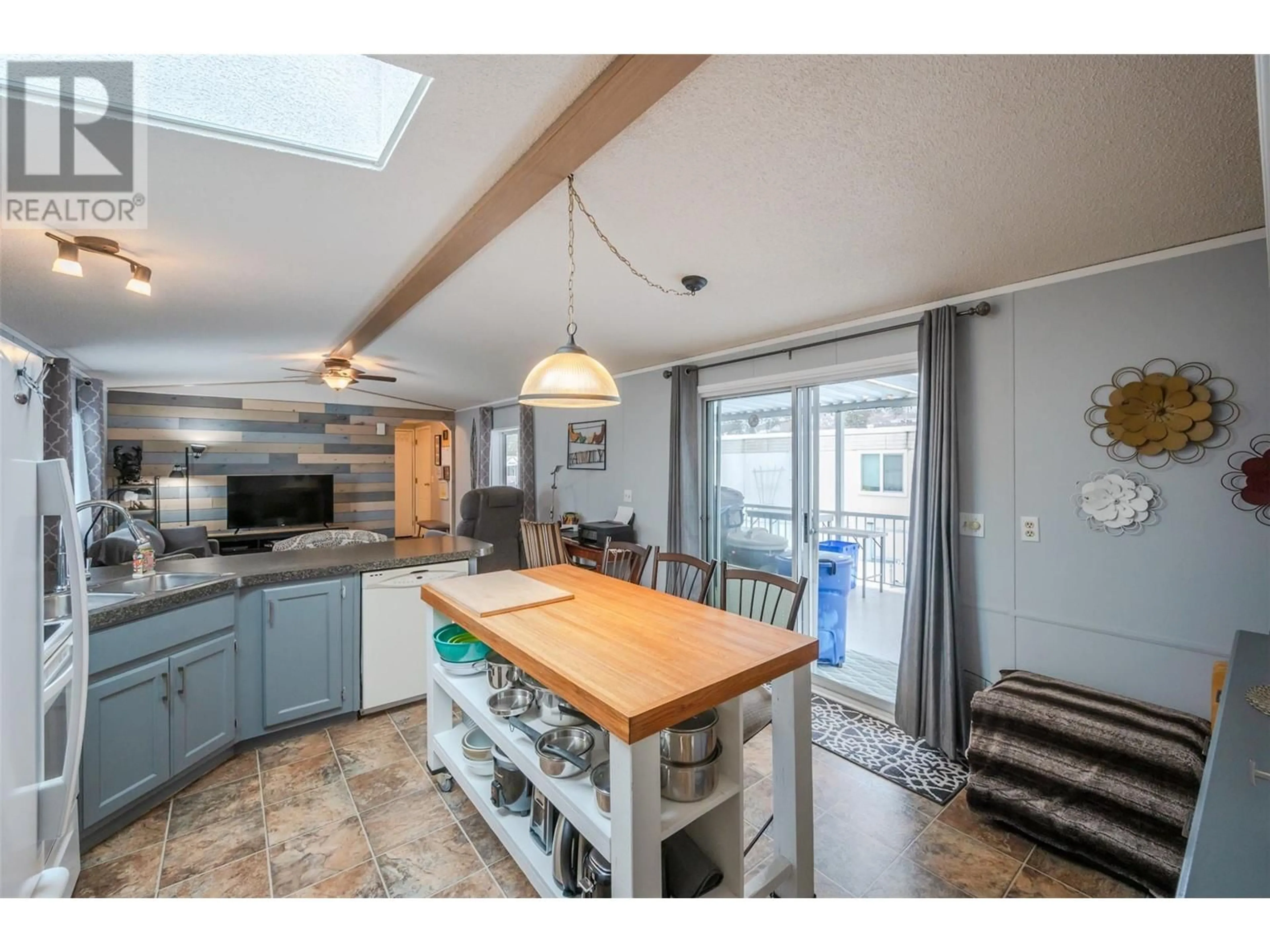 Open concept kitchen, unknown for 4505 McLean Creek Road Unit# C13, Okanagan Falls British Columbia V0H1R1