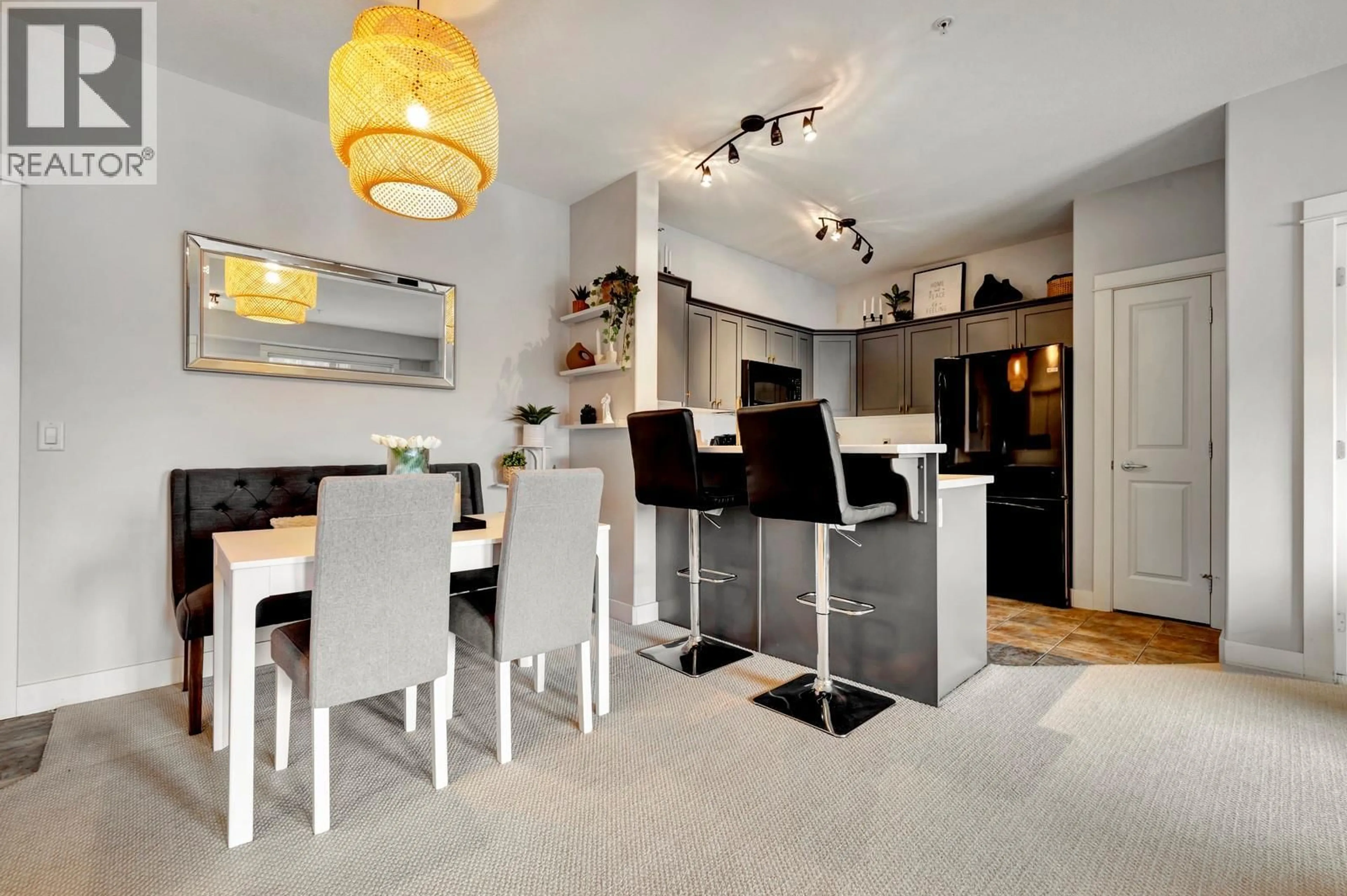 Open concept kitchen, ceramic/tile floor for 214 - 2551 SHORELINE DRIVE, Lake Country British Columbia V4V2P2