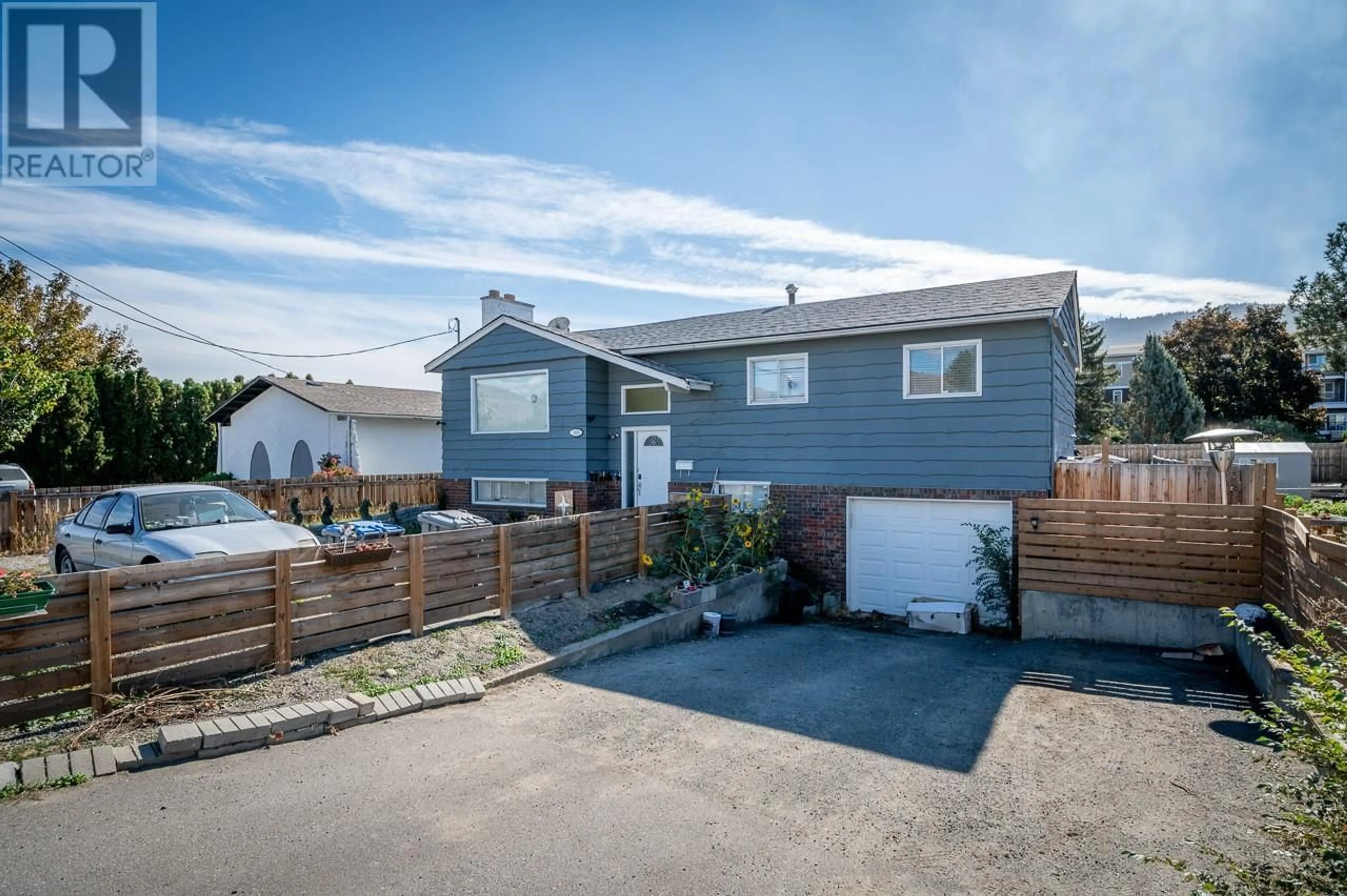 Home with vinyl exterior material, street for 1885 TRANQUILLE Road, Kamloops British Columbia V2B3M3