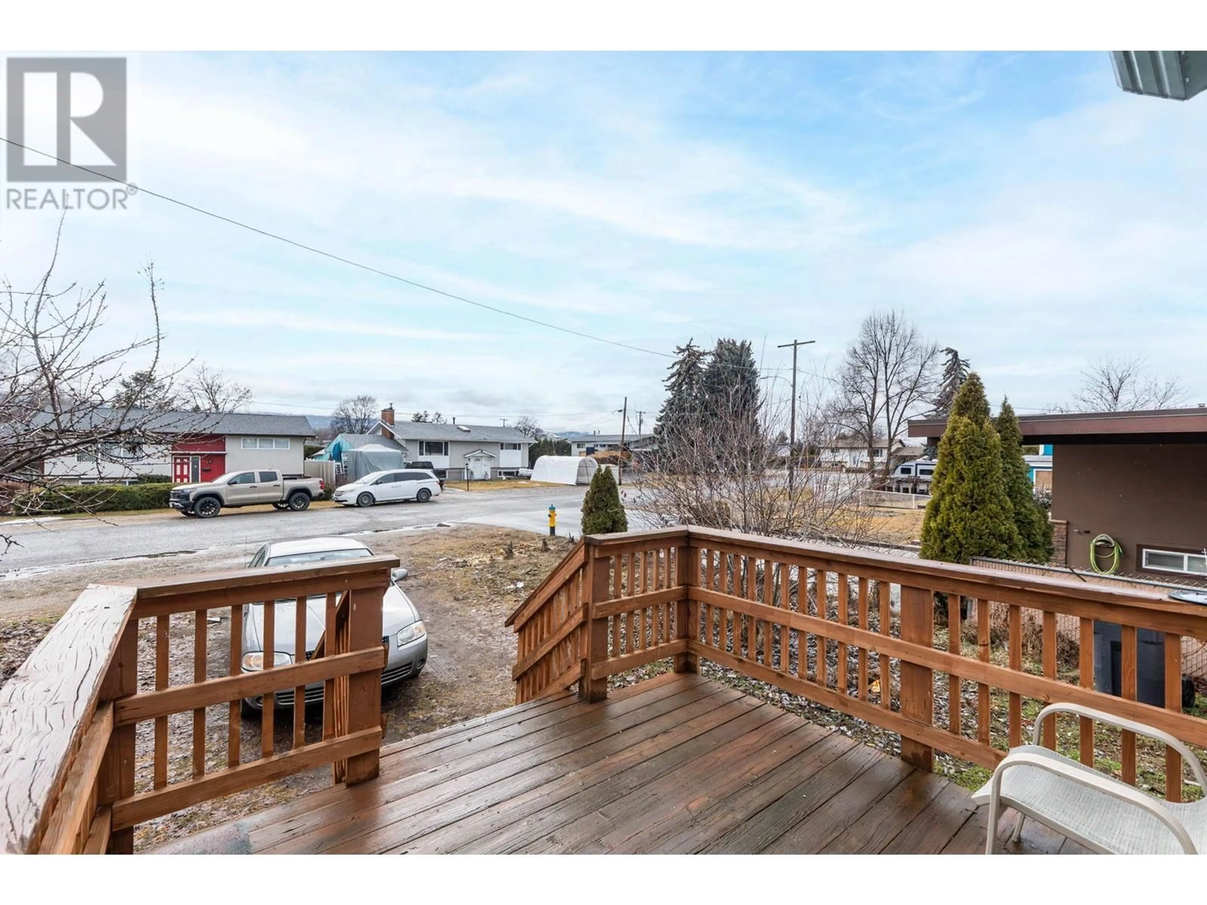 Patio, water/lake/river/ocean view for 540 Lomond Road, Kelowna British Columbia V1X1R8