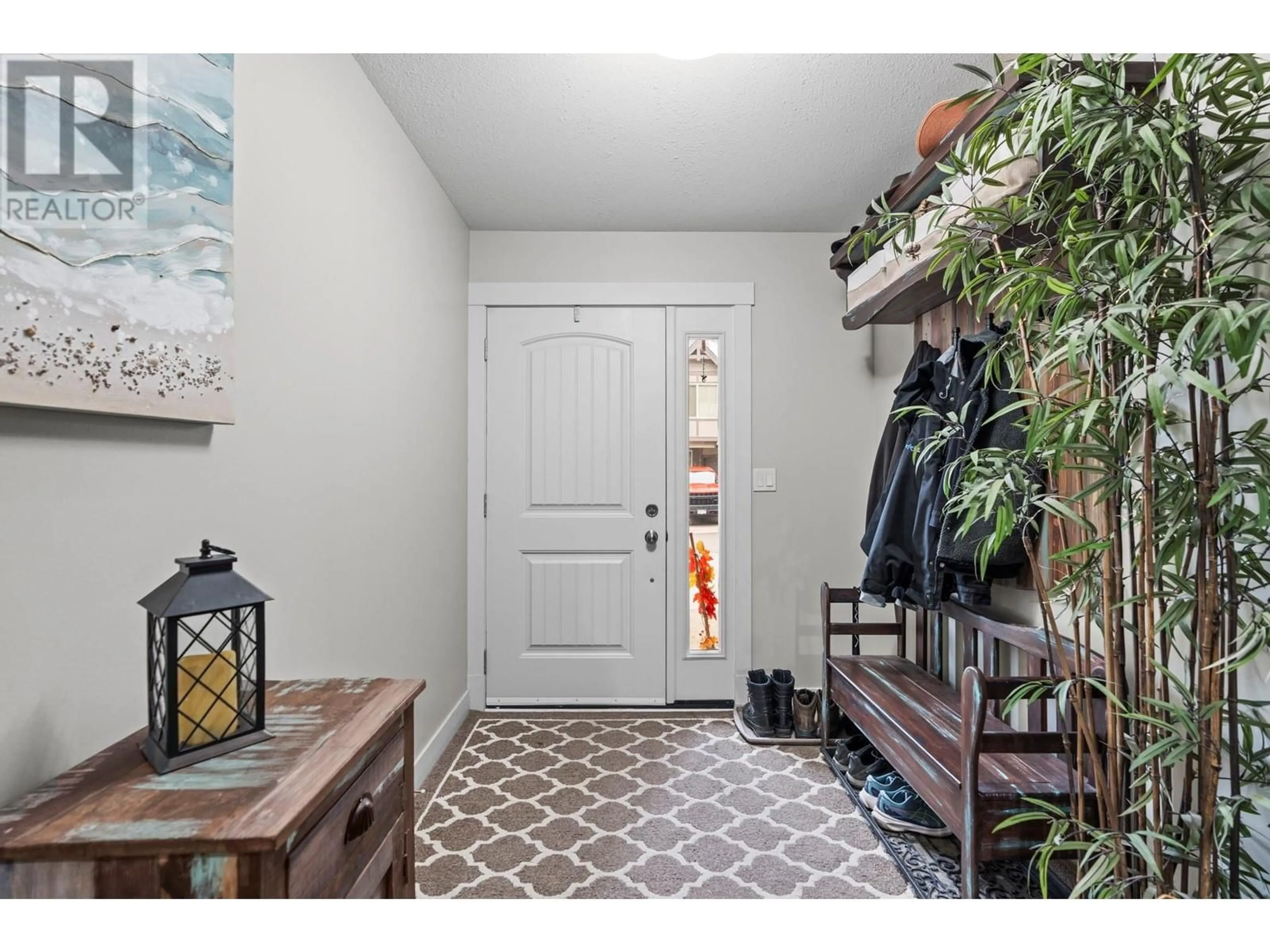 Indoor entryway for 3780 Schubert Road Unit# 128 Lot# 35, Armstrong British Columbia V0E1B4