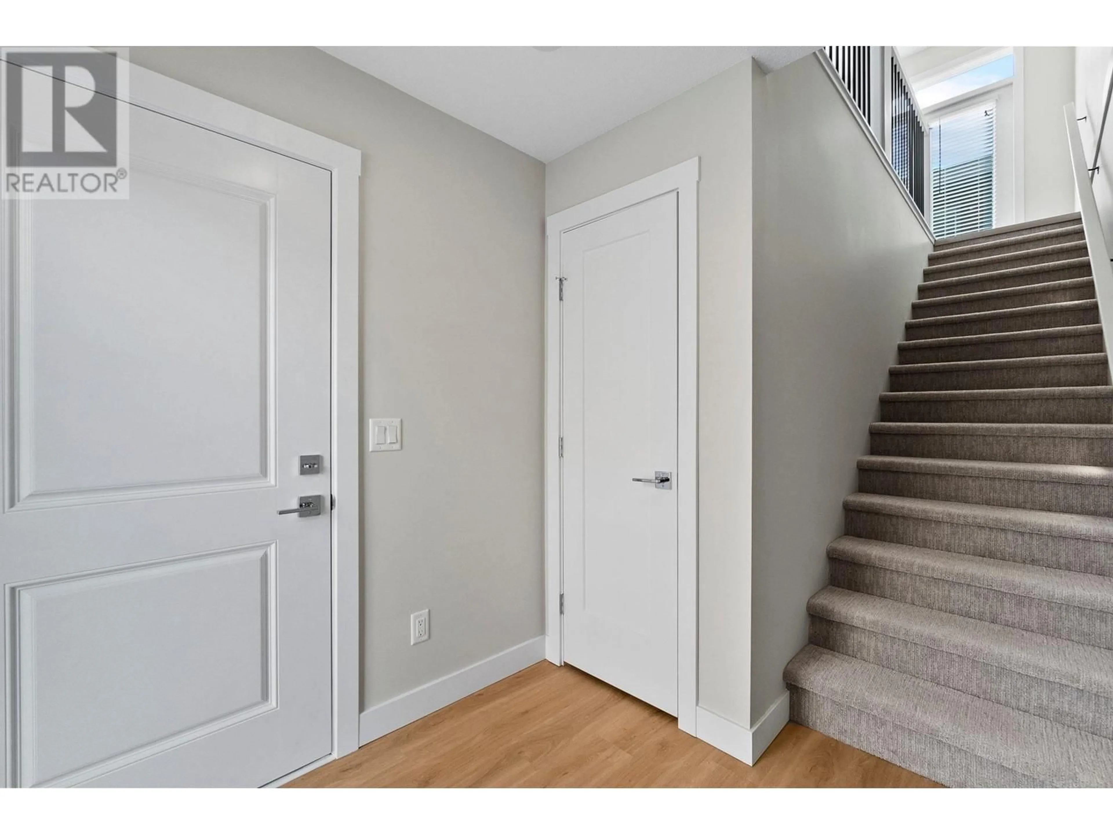 Indoor entryway for 4025 Gellatly Road S Unit# 125, West Kelowna British Columbia V4T0E6