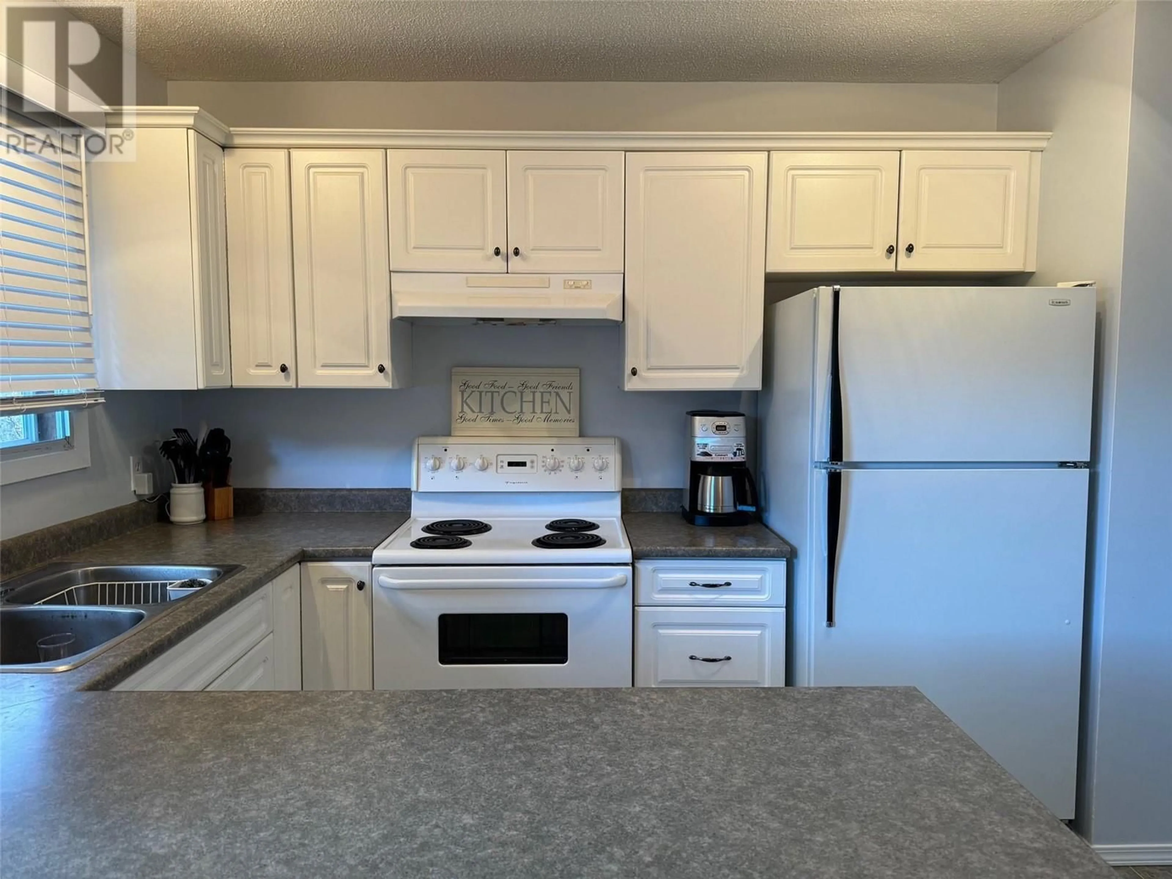 Standard kitchen, unknown for 3377 McIver Road, West Kelowna British Columbia V4T1H7