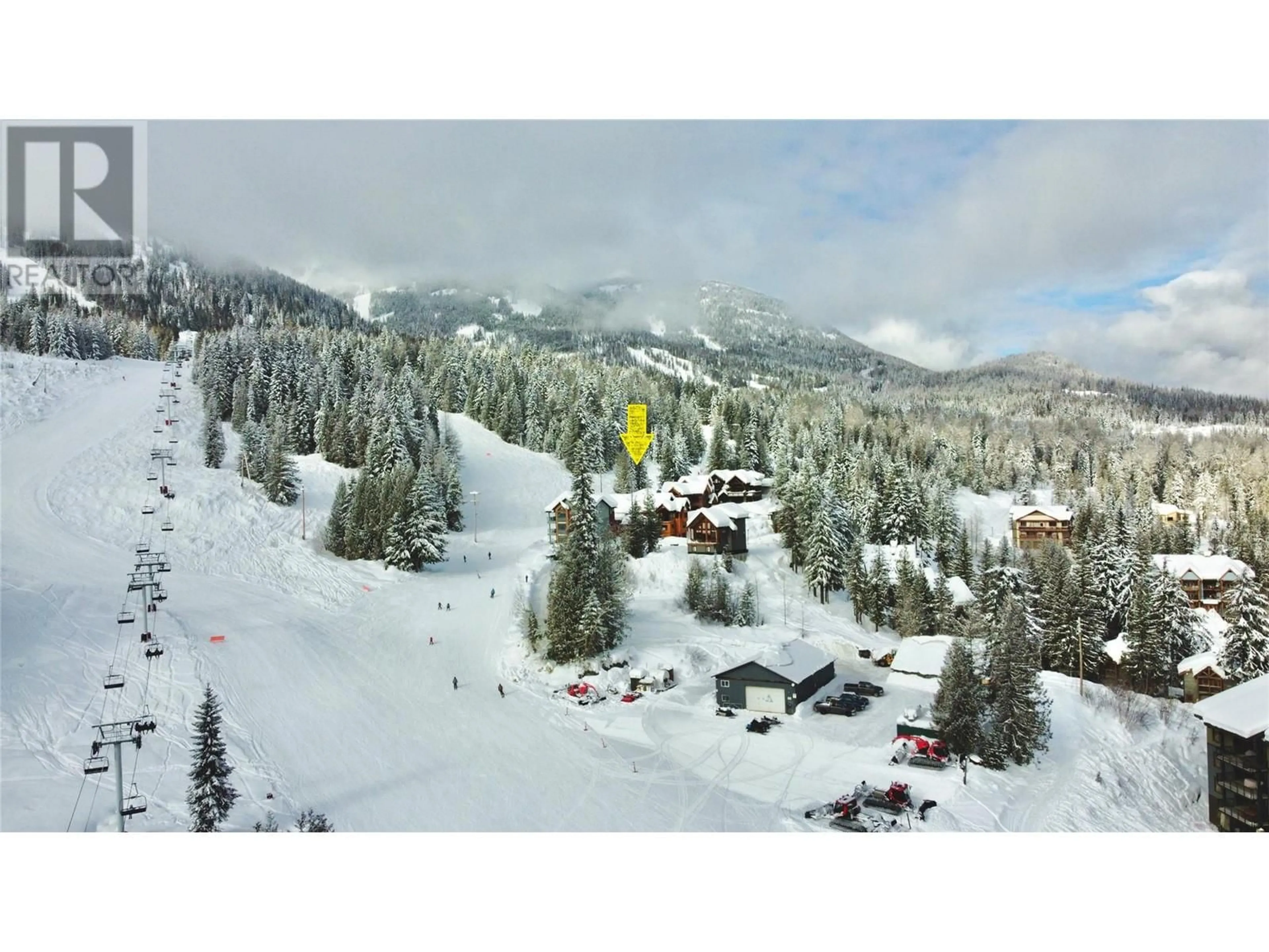 Blurry image for B - 2001 CREST ROAD, Rossland British Columbia V0G1Y0