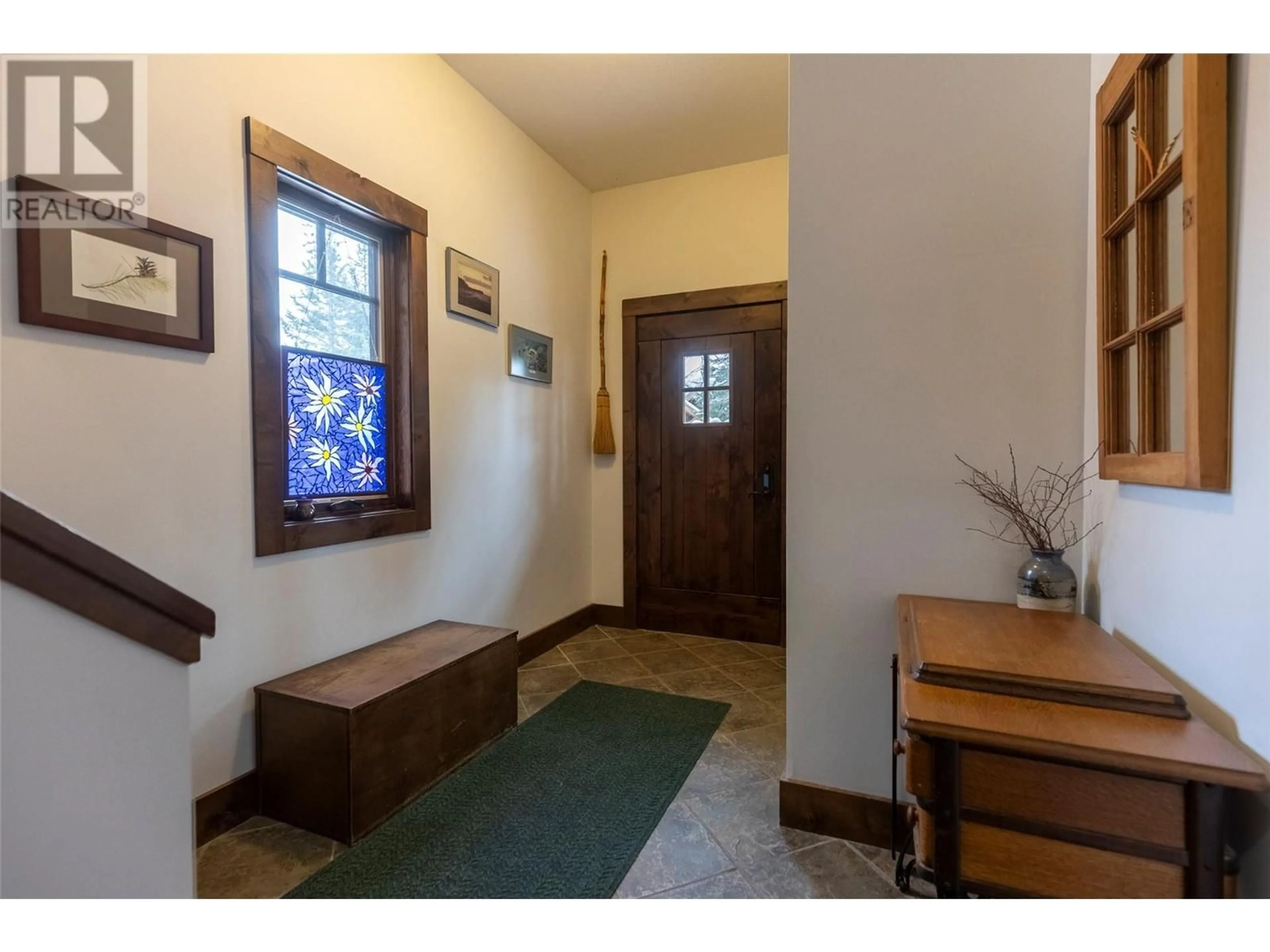 Indoor entryway for 1C LODGE TRAIL LANE, Fernie British Columbia V0B1M5