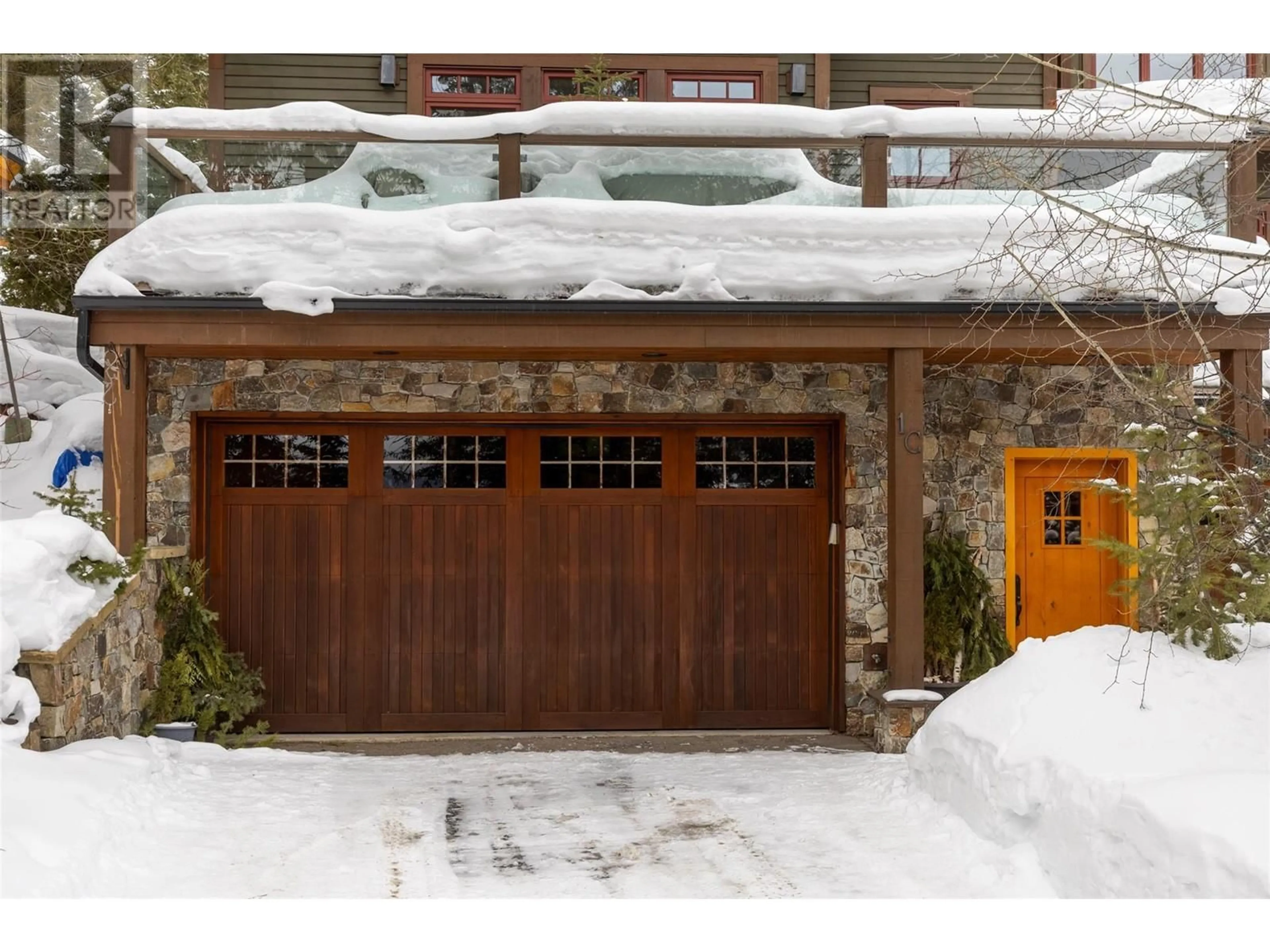 Indoor garage for 1C Lodge Trail Lane, Fernie British Columbia V0B1M5