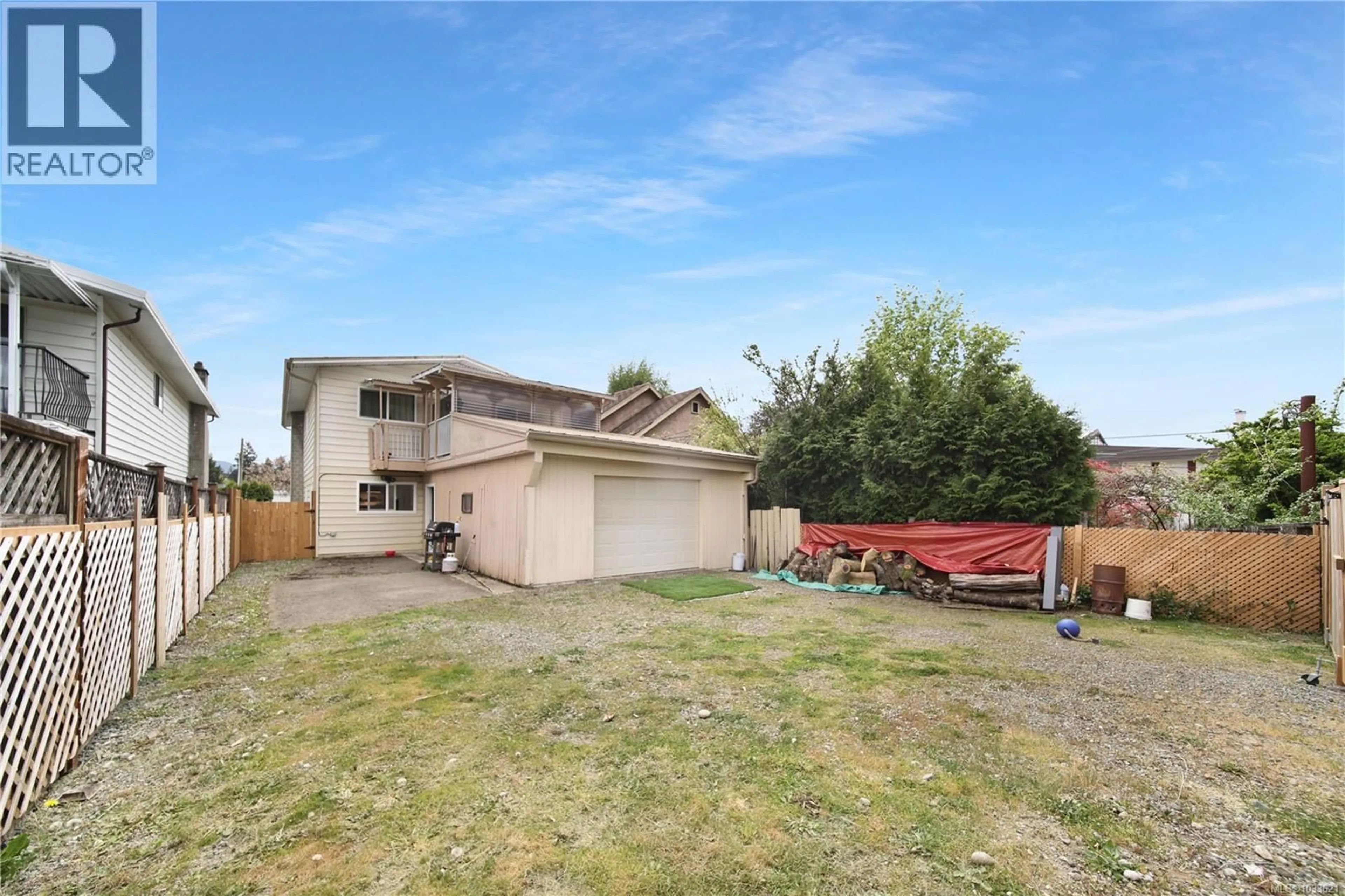 A pic from outside/outdoor area/front of a property/back of a property/a pic from drone, unknown for 4671 BURKE ROAD, Port Alberni British Columbia V9Y5P2