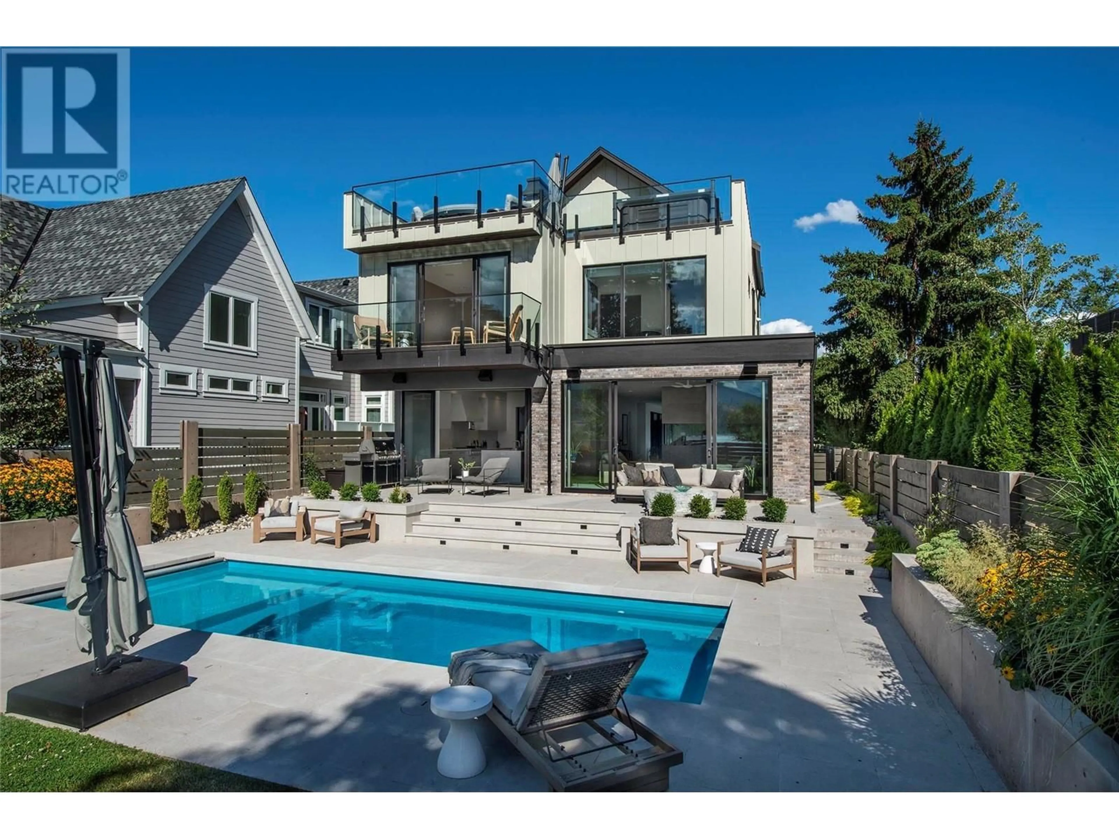 Unknown for 2530 ABBOTT STREET, Kelowna British Columbia V1Y1G2