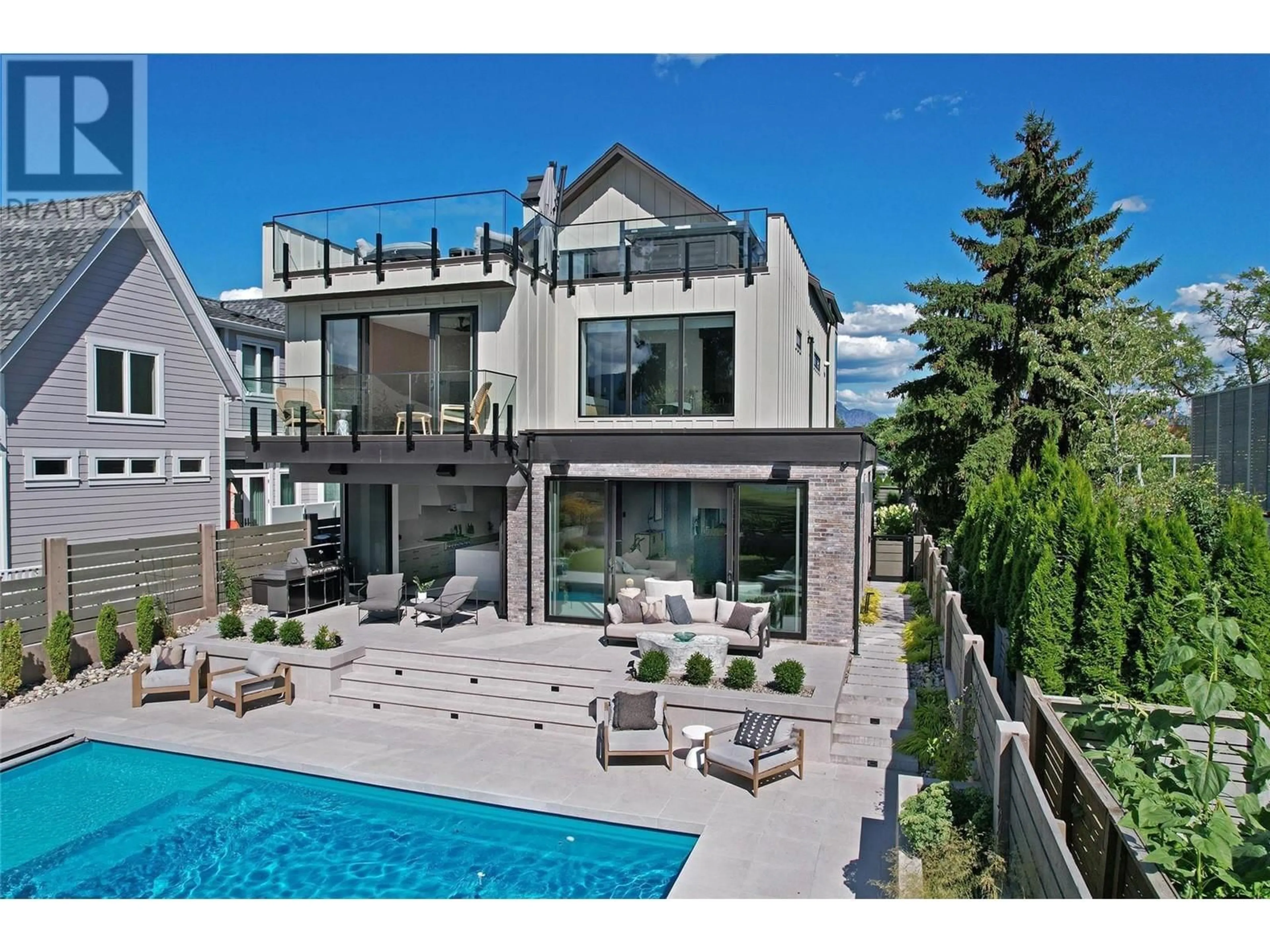 Unknown for 2530 ABBOTT STREET, Kelowna British Columbia V1Y1G2