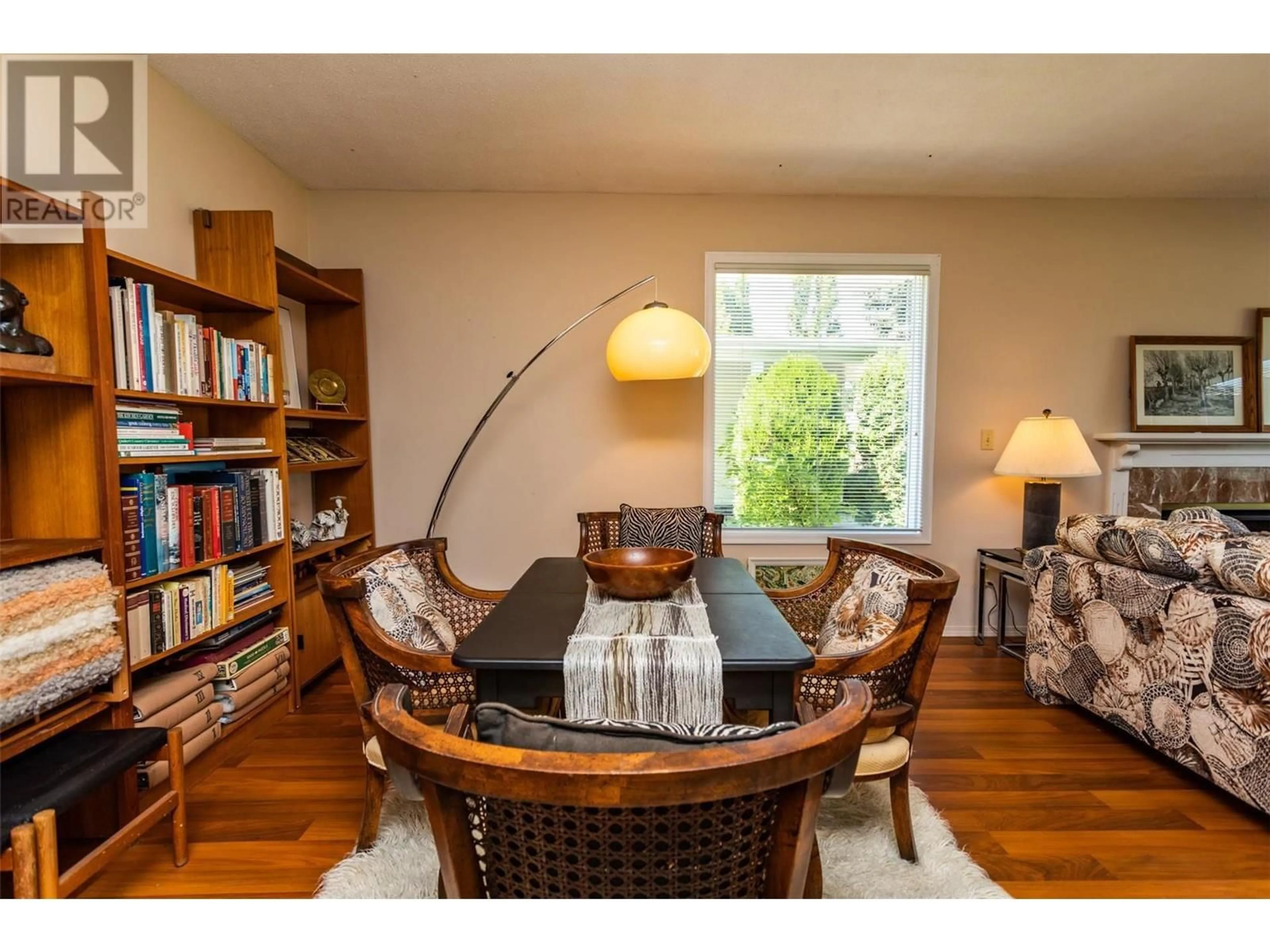 Dining room, wood/laminate floor for 1255 Raymer Avenue Unit# 184, Kelowna British Columbia V1W3S3