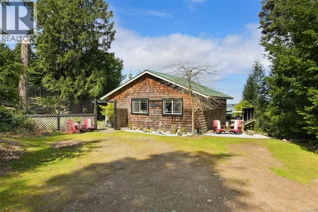 430 MCKERCHER ROAD, Mayne Island 5