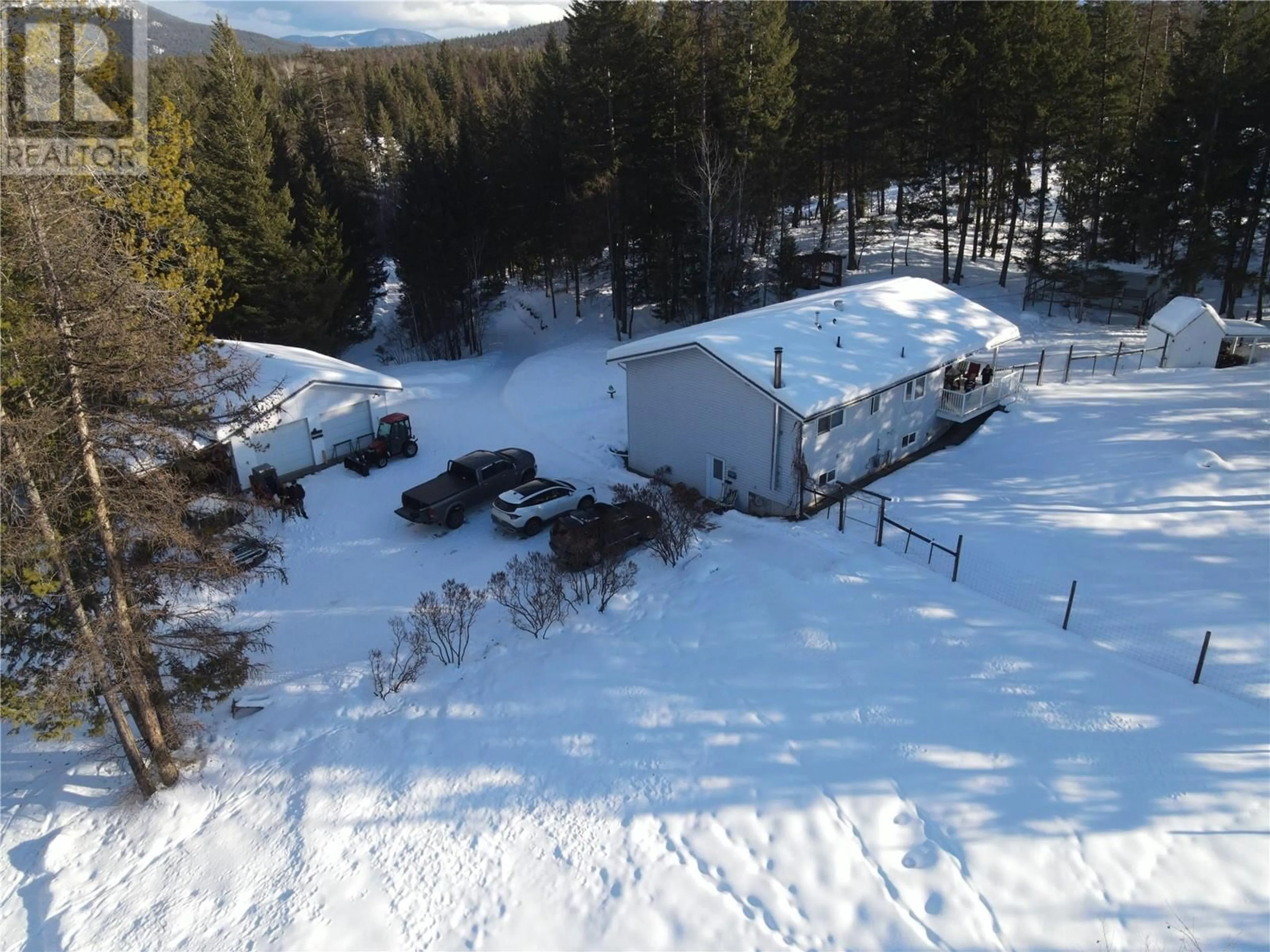 A pic from outside/outdoor area/front of a property/back of a property/a pic from drone, mountain view for 2998 37TH  S STREET, Cranbrook British Columbia V1C7H1