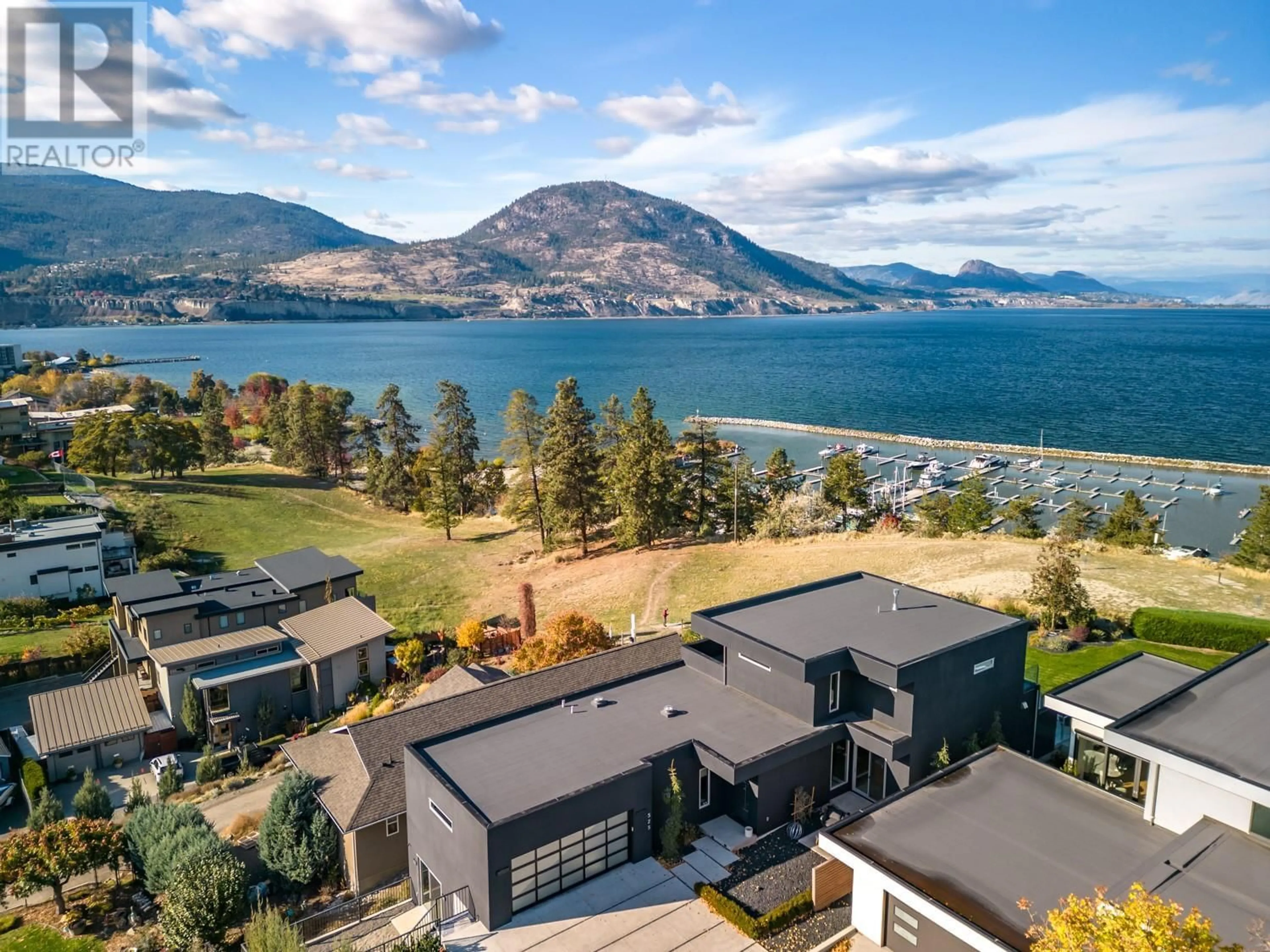 A pic from outside/outdoor area/front of a property/back of a property/a pic from drone, water/lake/river/ocean view for 525 VANCOUVER Avenue, Penticton British Columbia V2A1A4