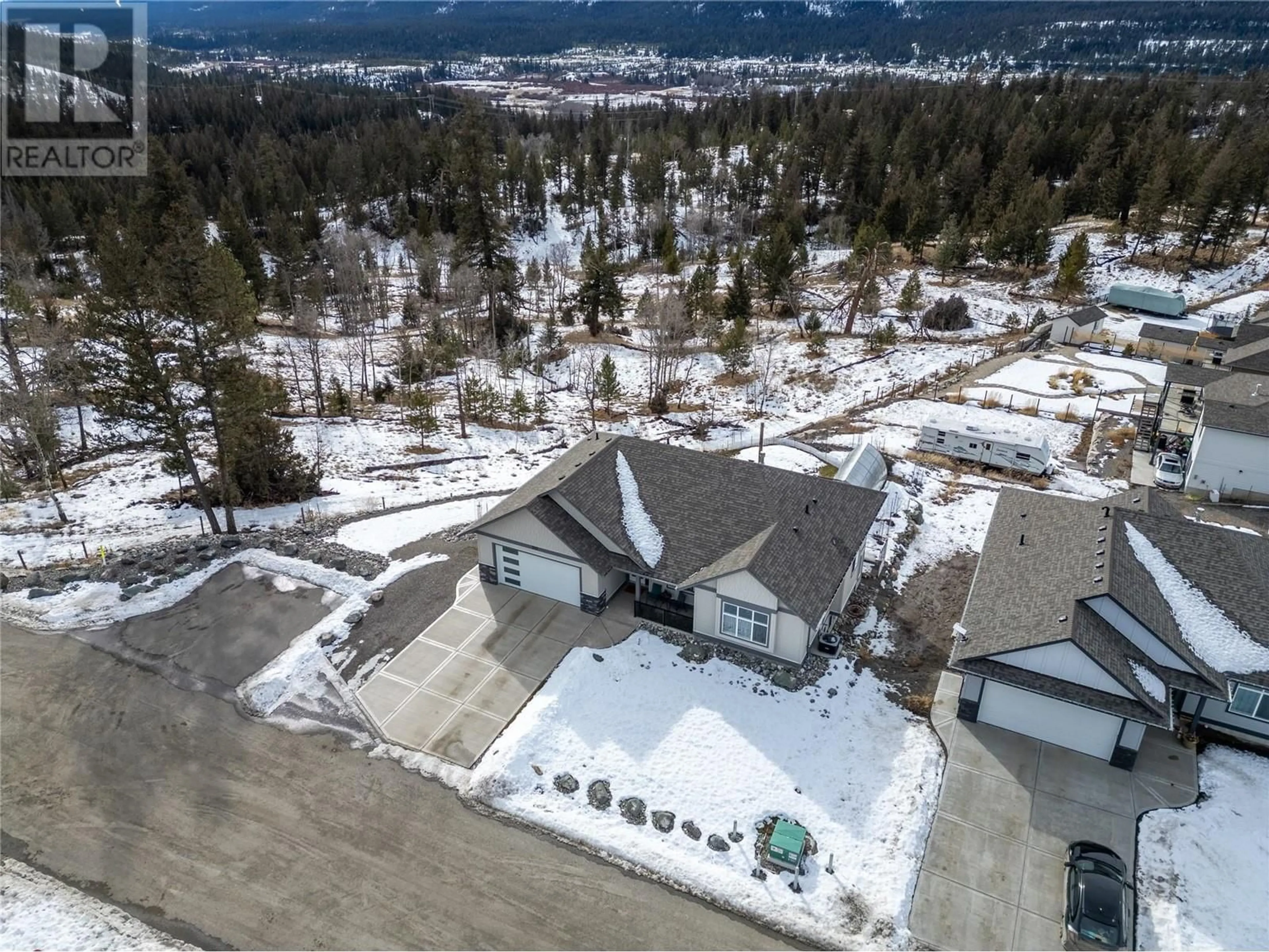 A pic from outside/outdoor area/front of a property/back of a property/a pic from drone, mountain view for 510 Poplar Drive, Logan Lake British Columbia V0K1W0