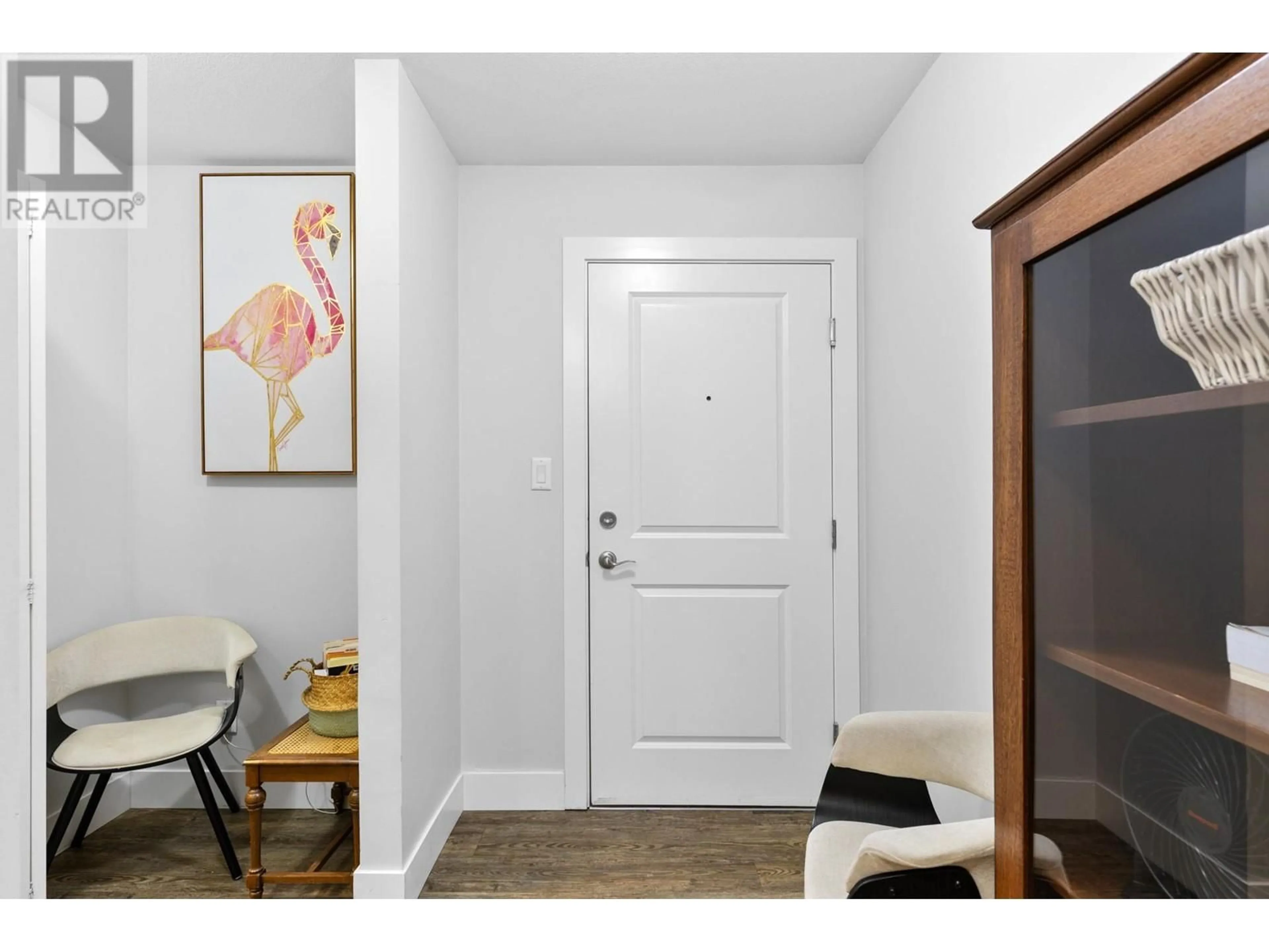 Indoor entryway for 246 HASTINGS Avenue Unit# 103, Penticton British Columbia V2A2V6