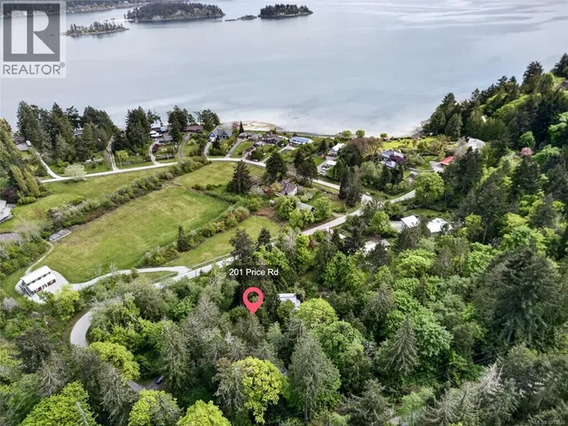 201 PRICE ROAD, Salt Spring 2