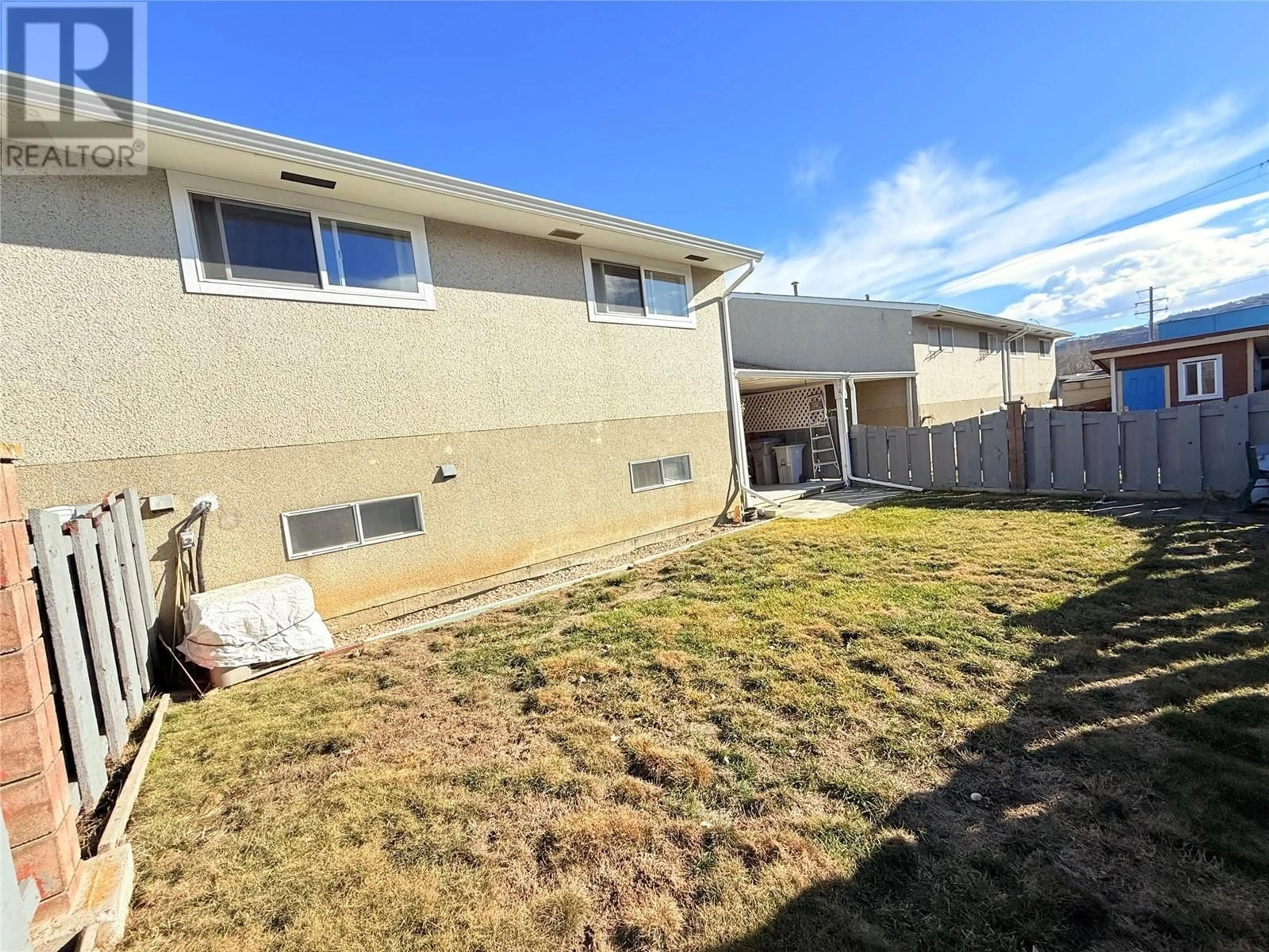 A pic from outside/outdoor area/front of a property/back of a property/a pic from drone, unknown for 800 Valhalla Drive Unit# 101 Lot# 254, Kamloops British Columbia V2B1R8