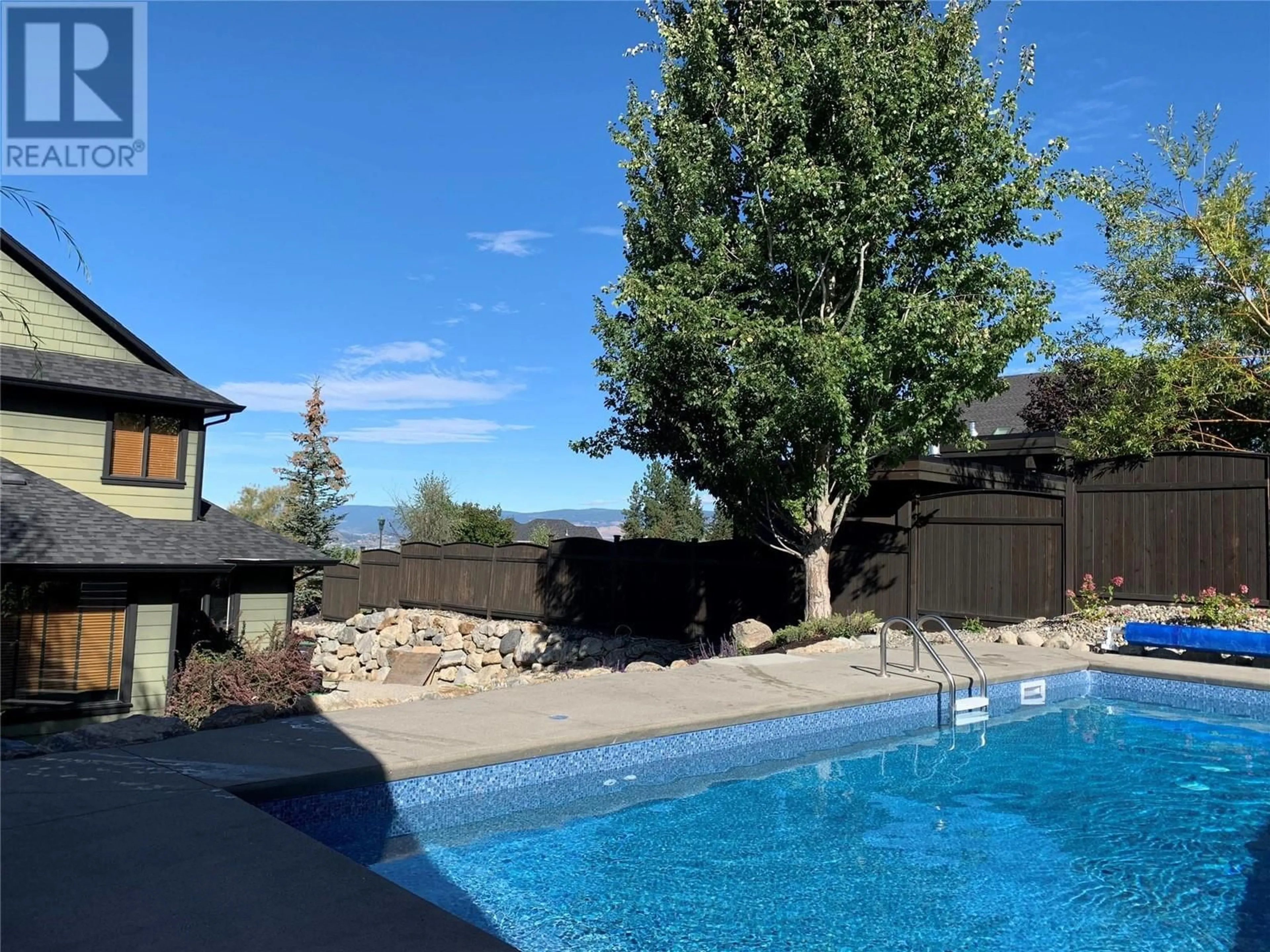 Pool for 5407 Hedeman Court, Kelowna British Columbia V1W5A3