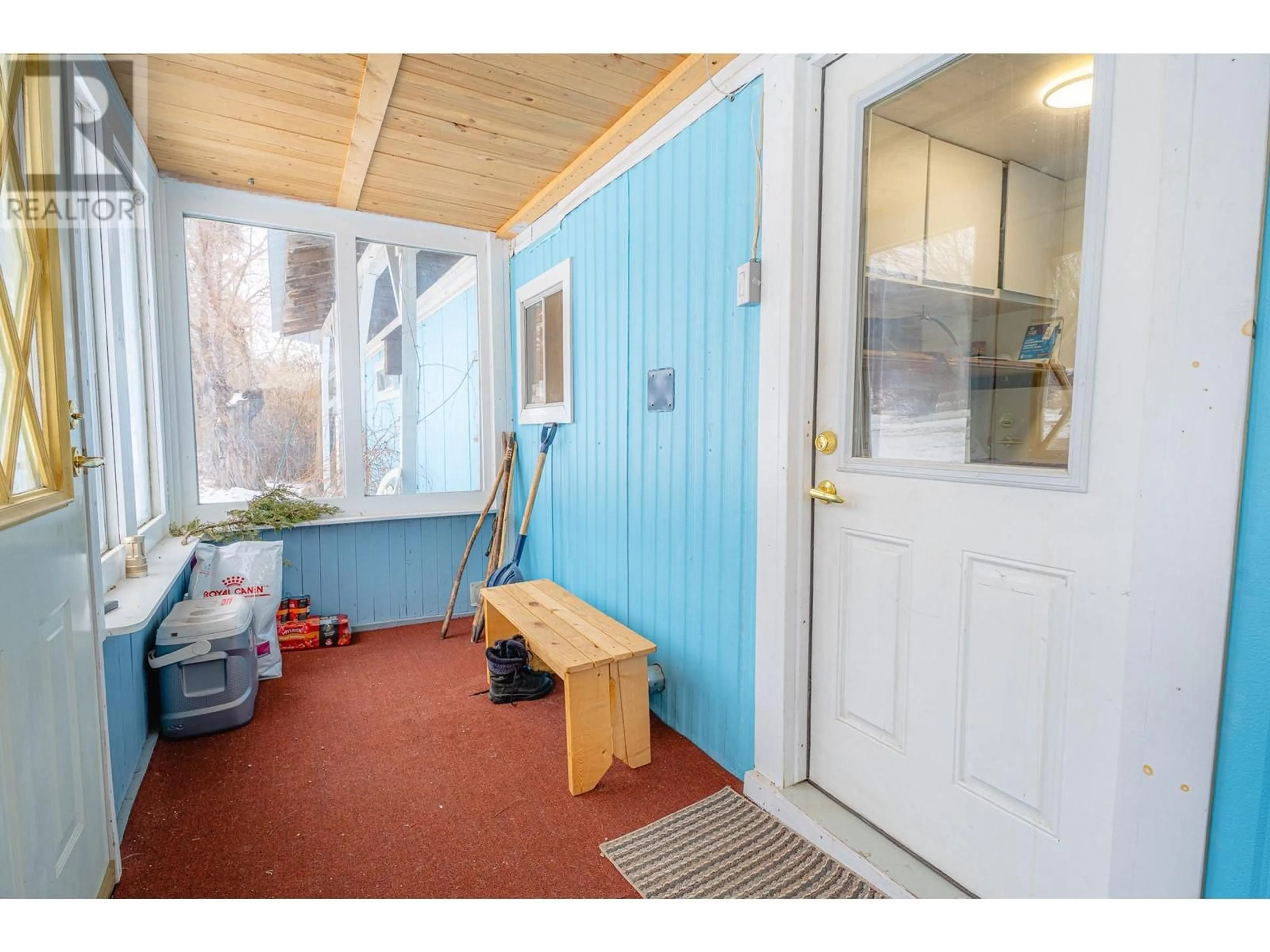 Indoor entryway for 4893 POPLAR ROAD, Pritchard British Columbia V0E2P0