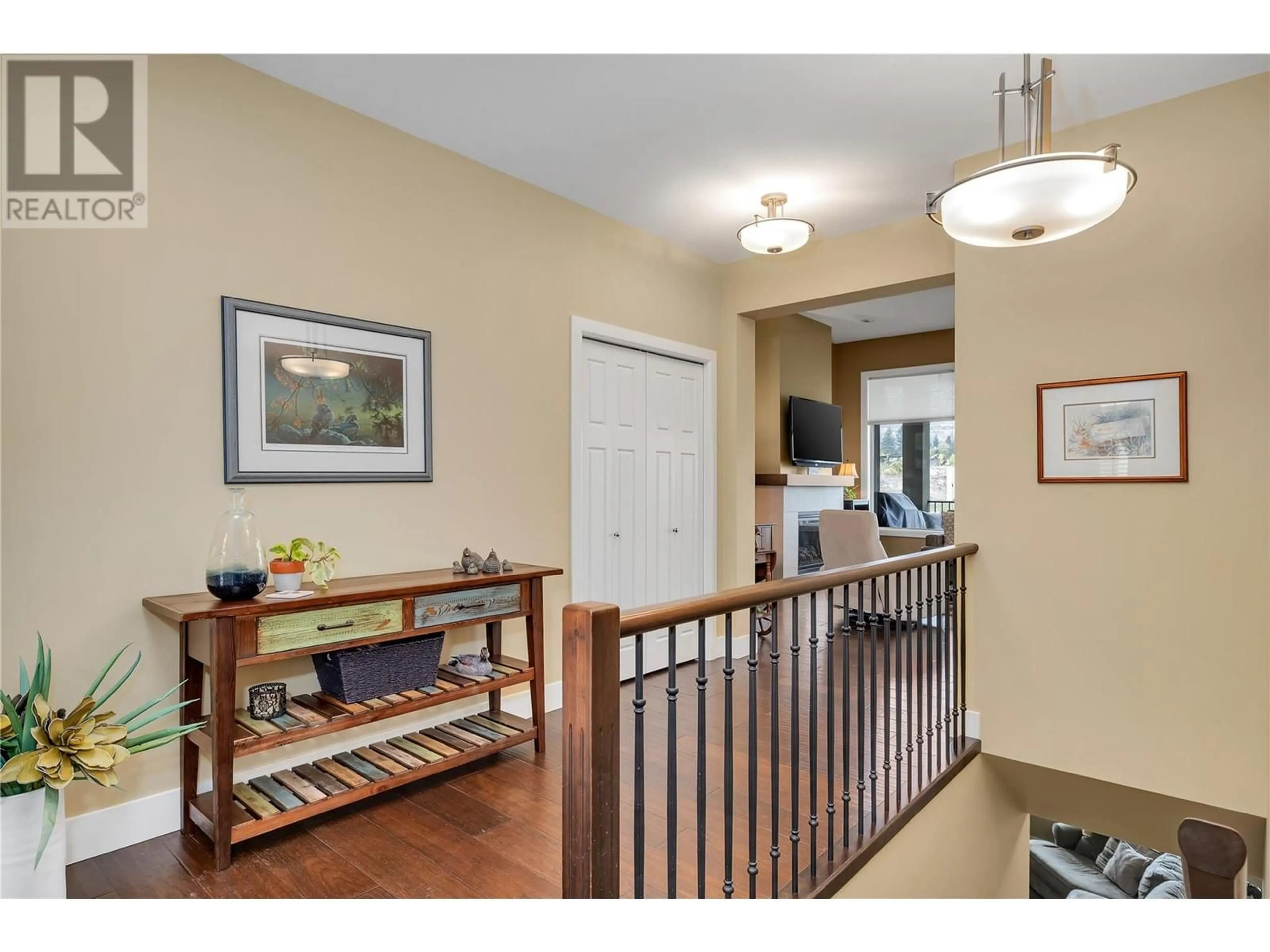 Indoor entryway for 2114 Del Mar Court, West Kelowna British Columbia V4T3L1