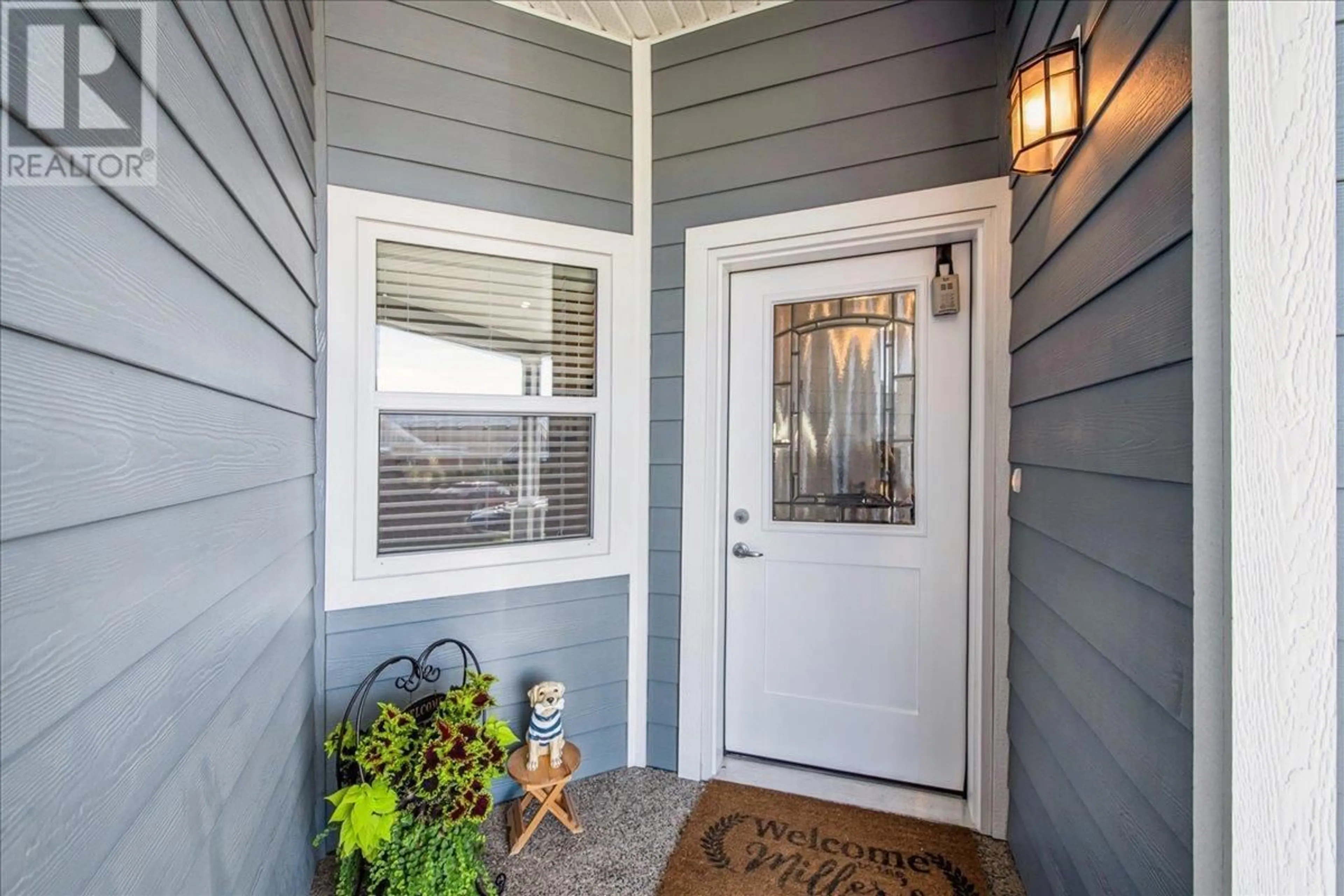 Indoor entryway for 3407 IRONWOOD DRIVE, West Kelowna British Columbia V4T0A9