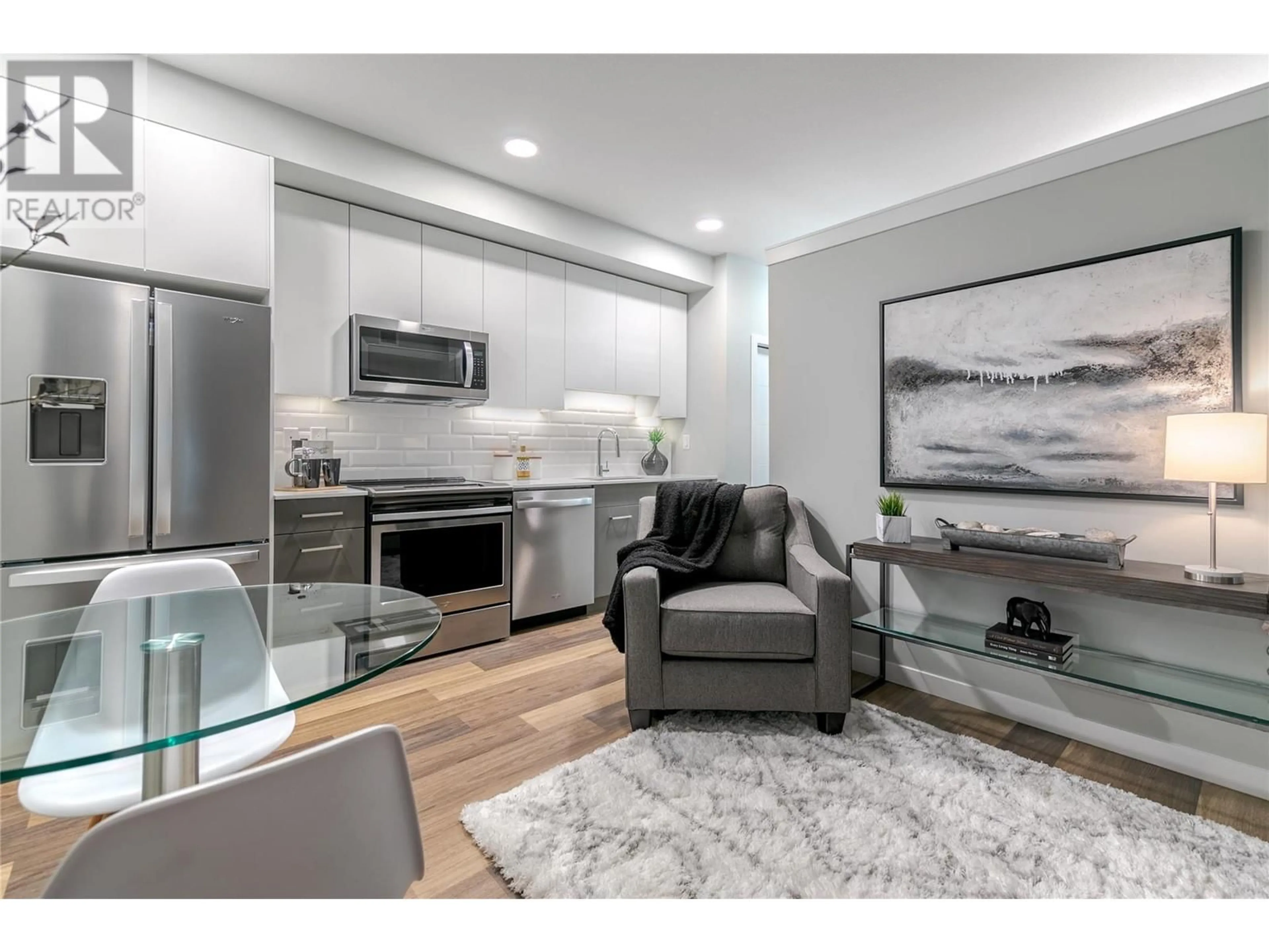 Open concept kitchen, unknown for 722 Valley Road Unit# 220, Kelowna British Columbia V1V2E6