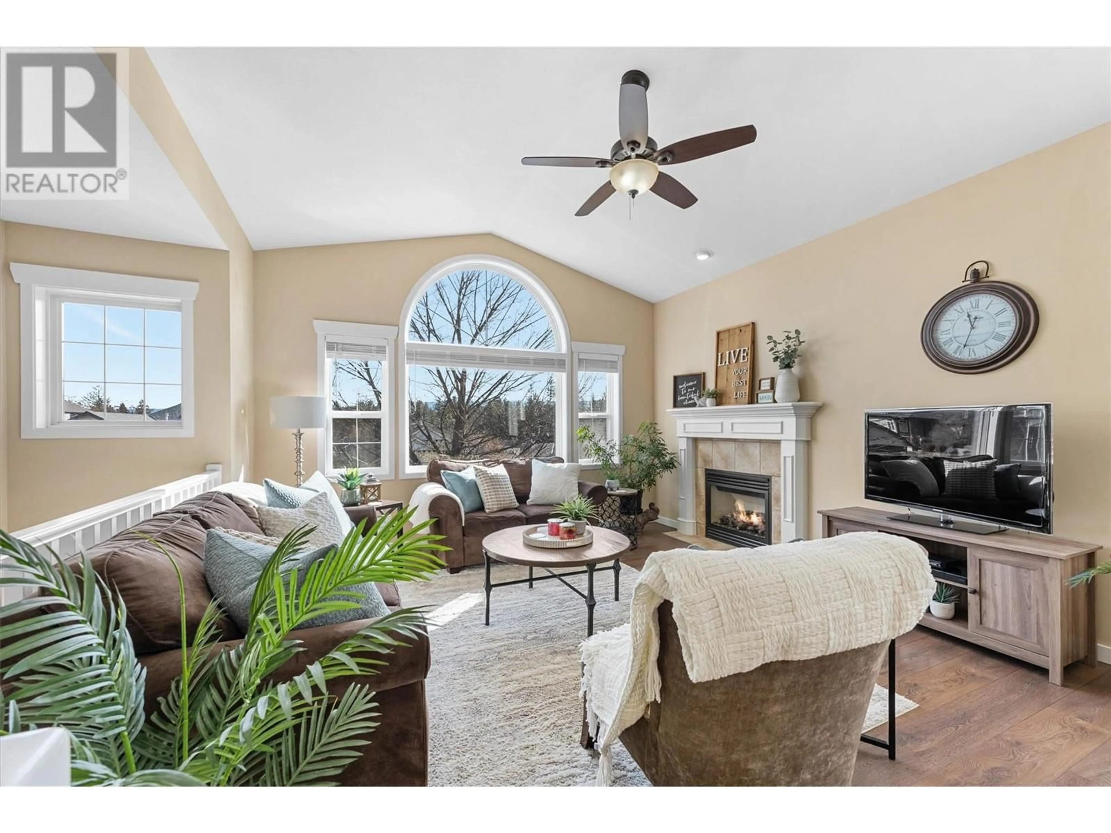 Living room with furniture, unknown for 2090 Rose Tree Road, West Kelowna British Columbia V1Z4A7