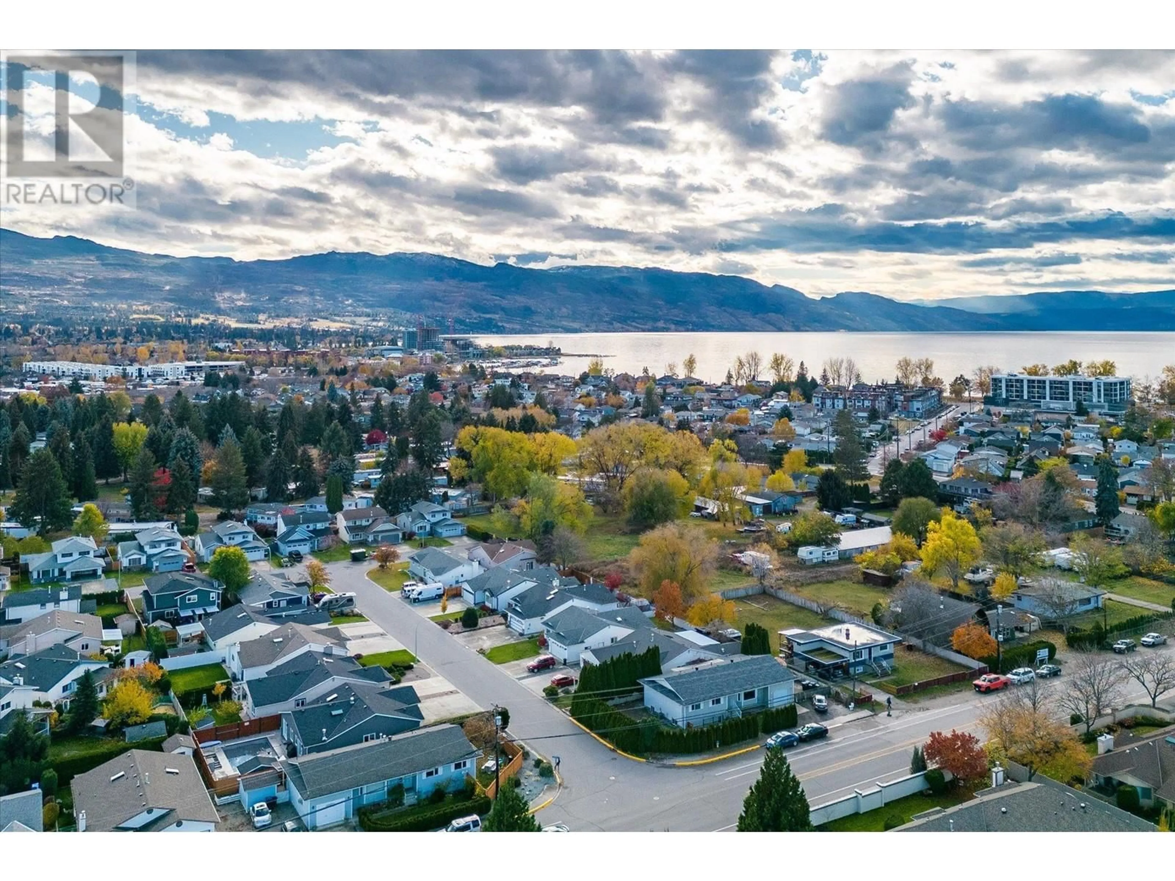 A pic from outside/outdoor area/front of a property/back of a property/a pic from drone, water/lake/river/ocean view for 3430 Silverberry Road, Kelowna British Columbia V1W3V5