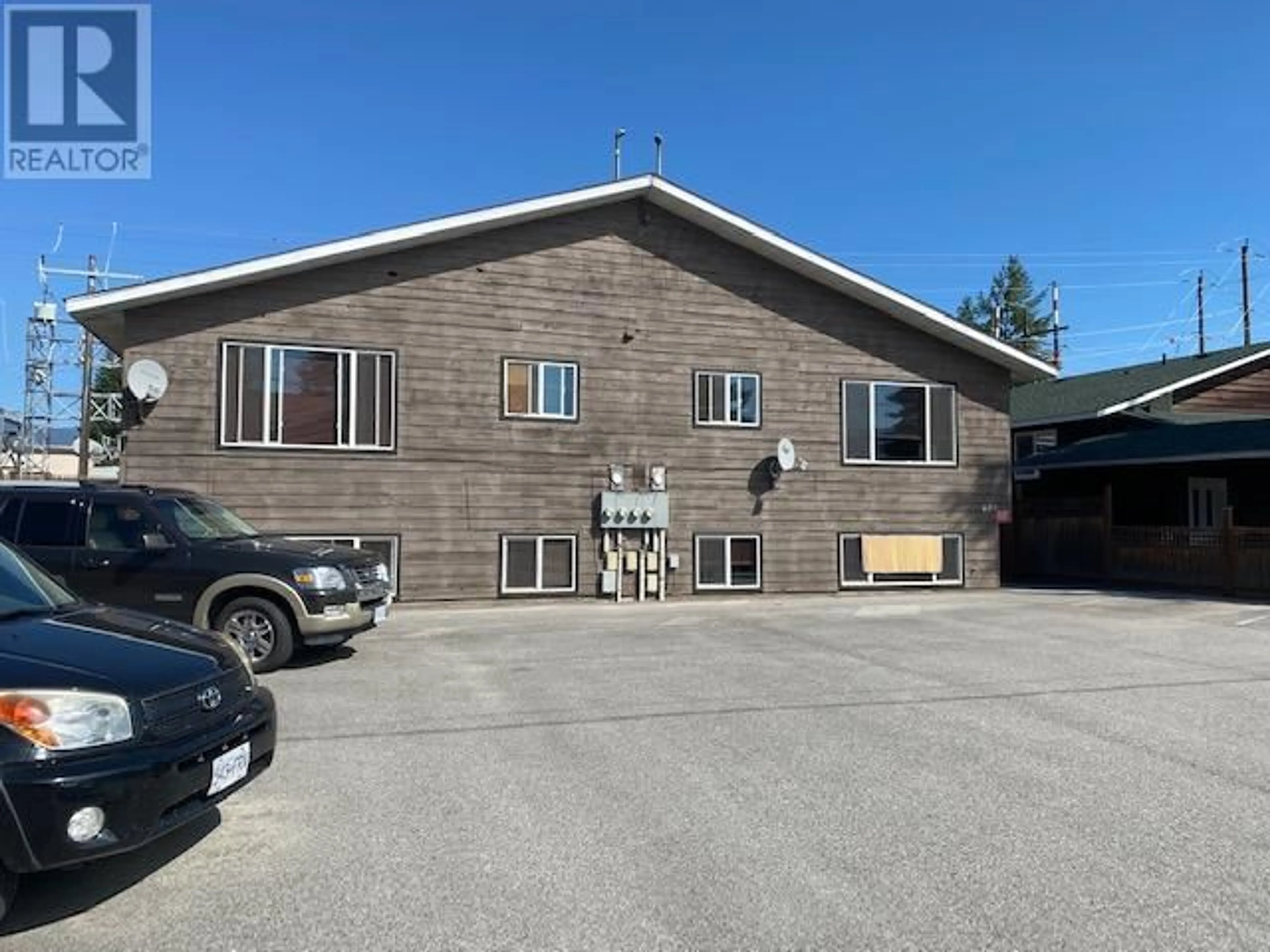 Unknown for 609-611 CHRISTINA PLACE, Castlegar British Columbia V1N2K7