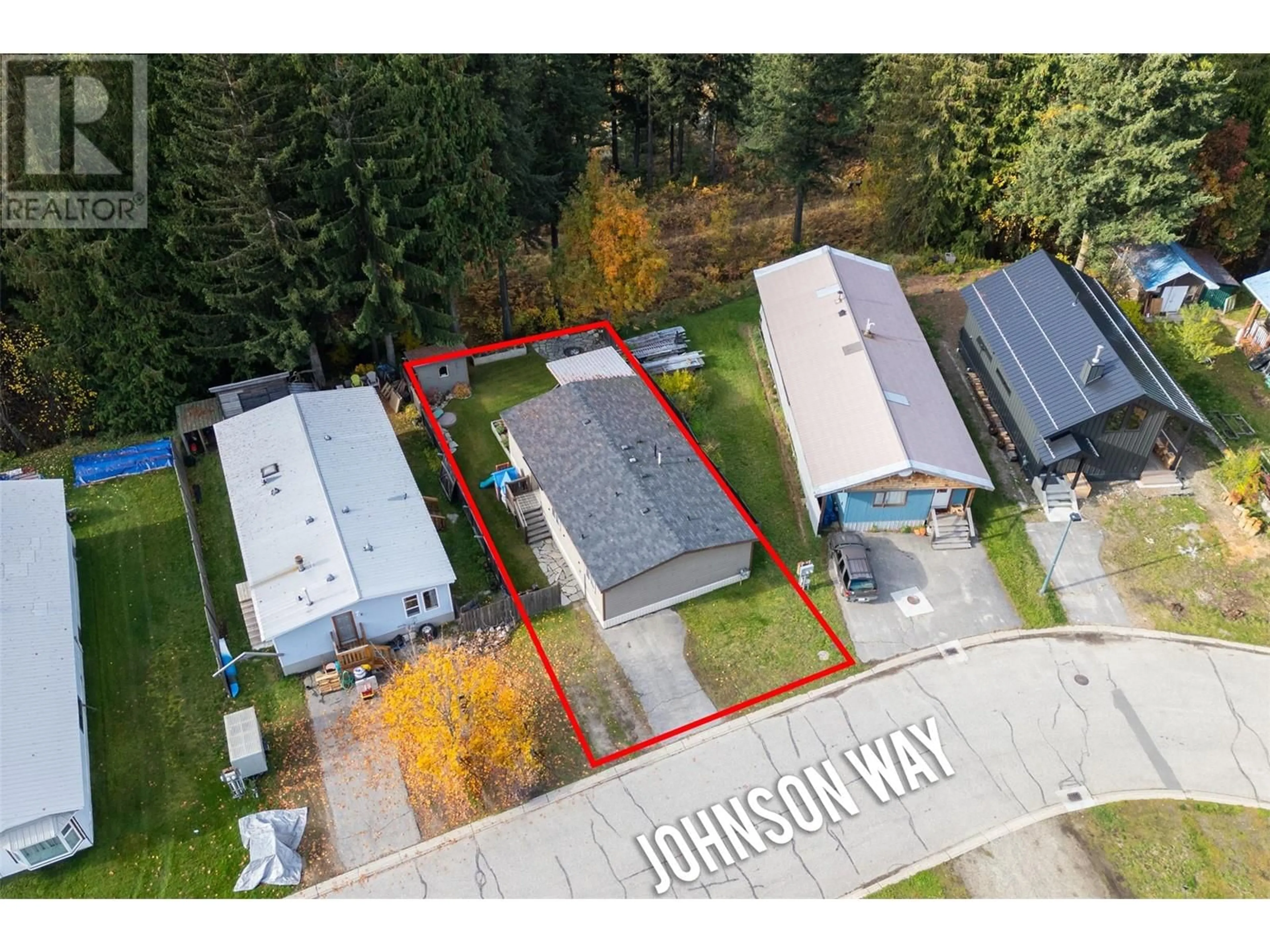 A pic from outside/outdoor area/front of a property/back of a property/a pic from drone, street for 7 Johnson Way, Revelstoke British Columbia V0E2S1