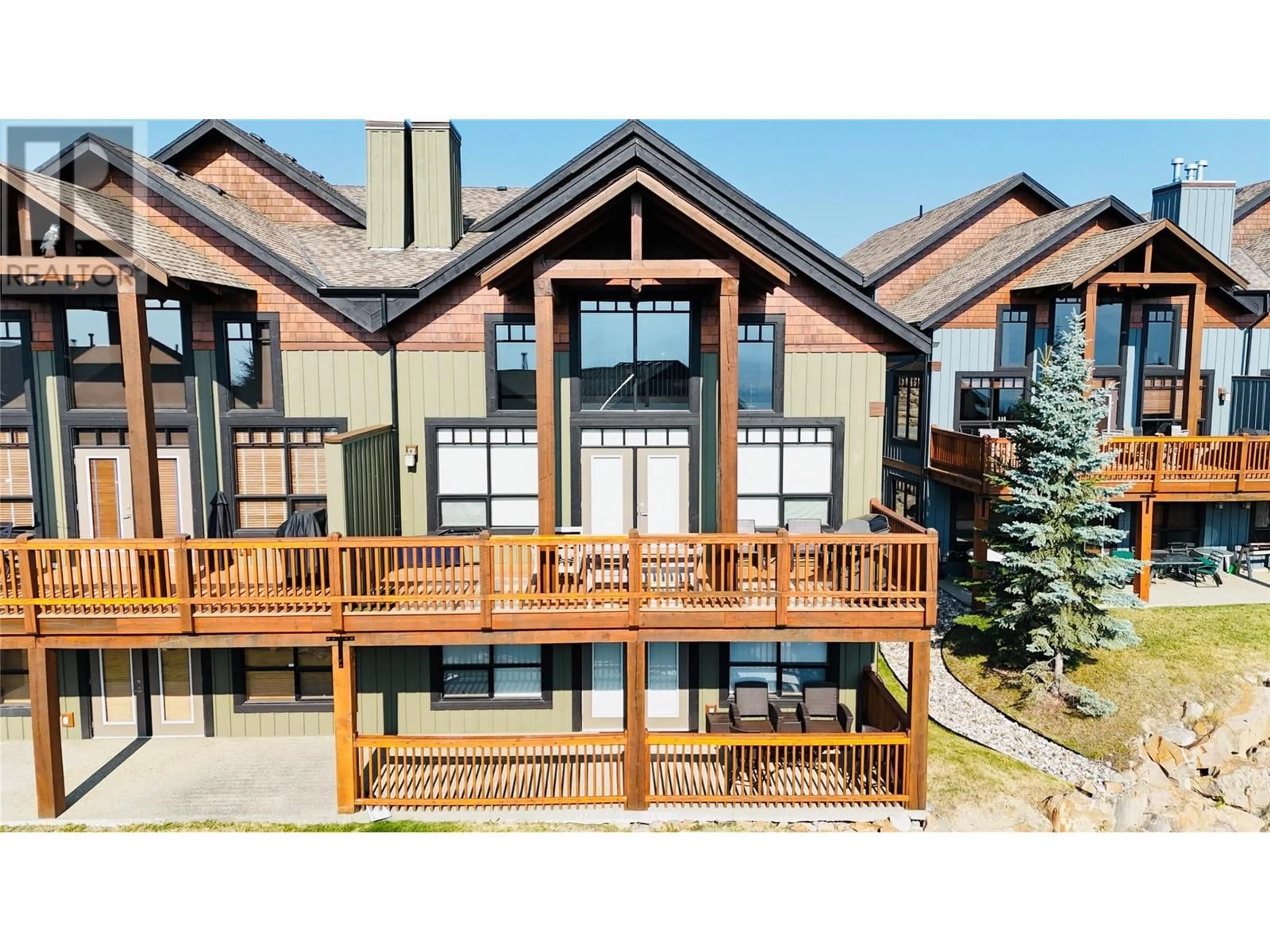 A pic from outside/outdoor area/front of a property/back of a property/a pic from drone, unknown for 2600 LAKEVIEW Rise Unit# 15, Invermere British Columbia V0A1K6