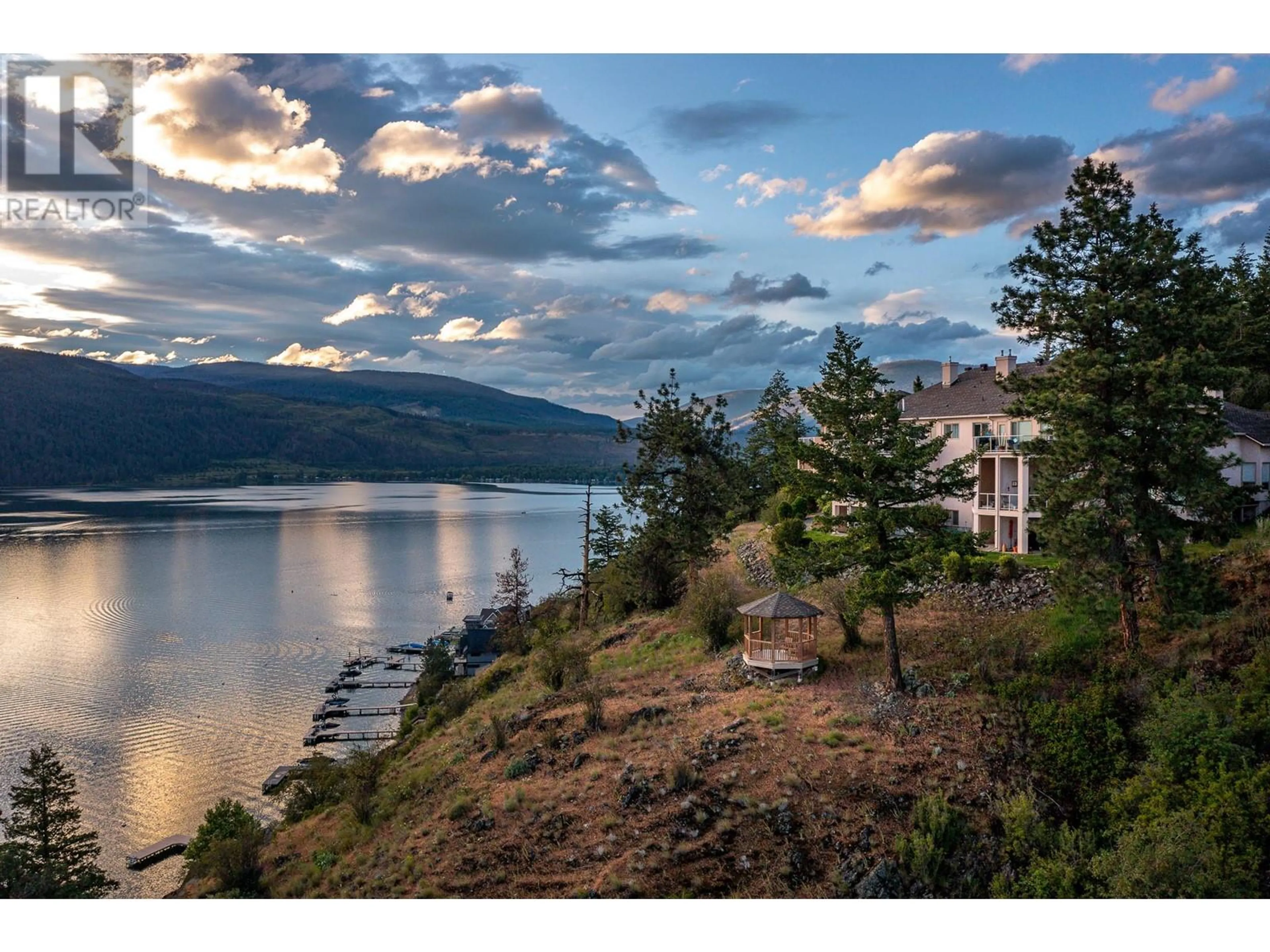 A pic from outside/outdoor area/front of a property/back of a property/a pic from drone, water/lake/river/ocean view for 5 - 83 PEREGRINE WAY, Vernon British Columbia V1H1E9