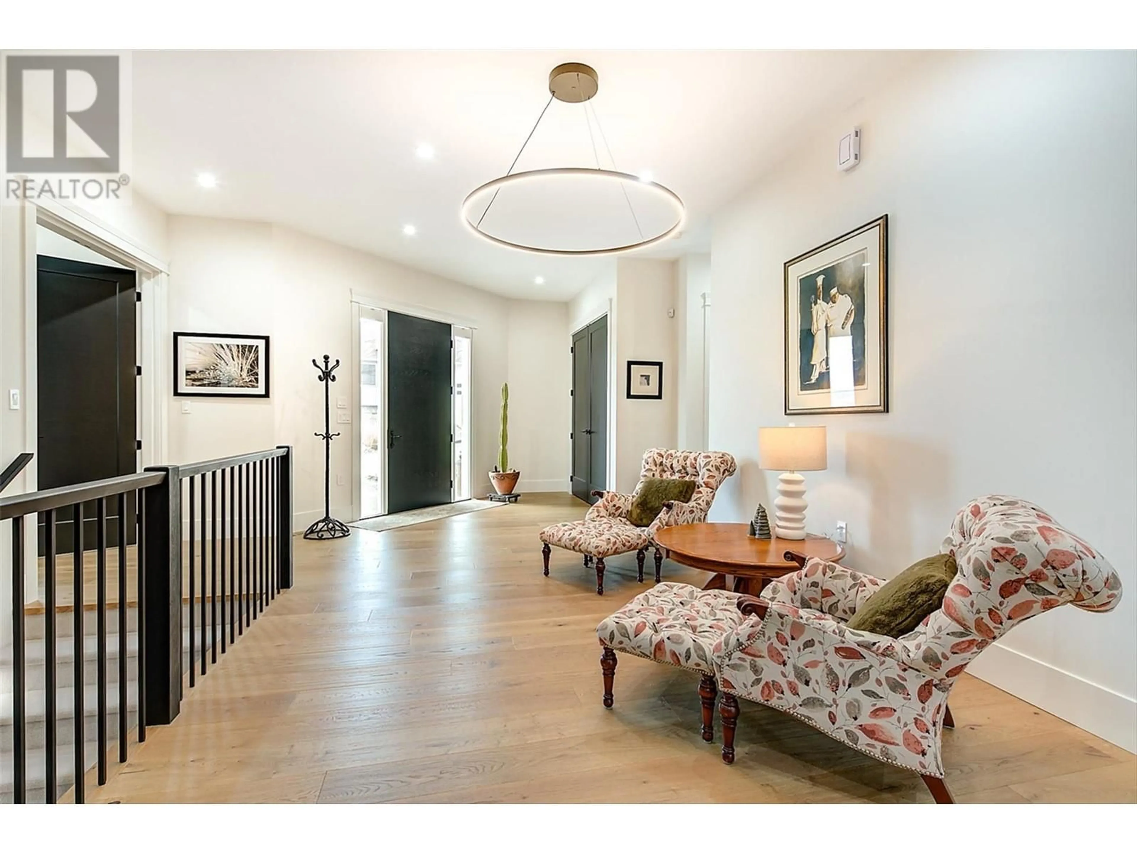 Indoor foyer for 12102 AUGUSTA LANE, Osoyoos British Columbia V0H1V4