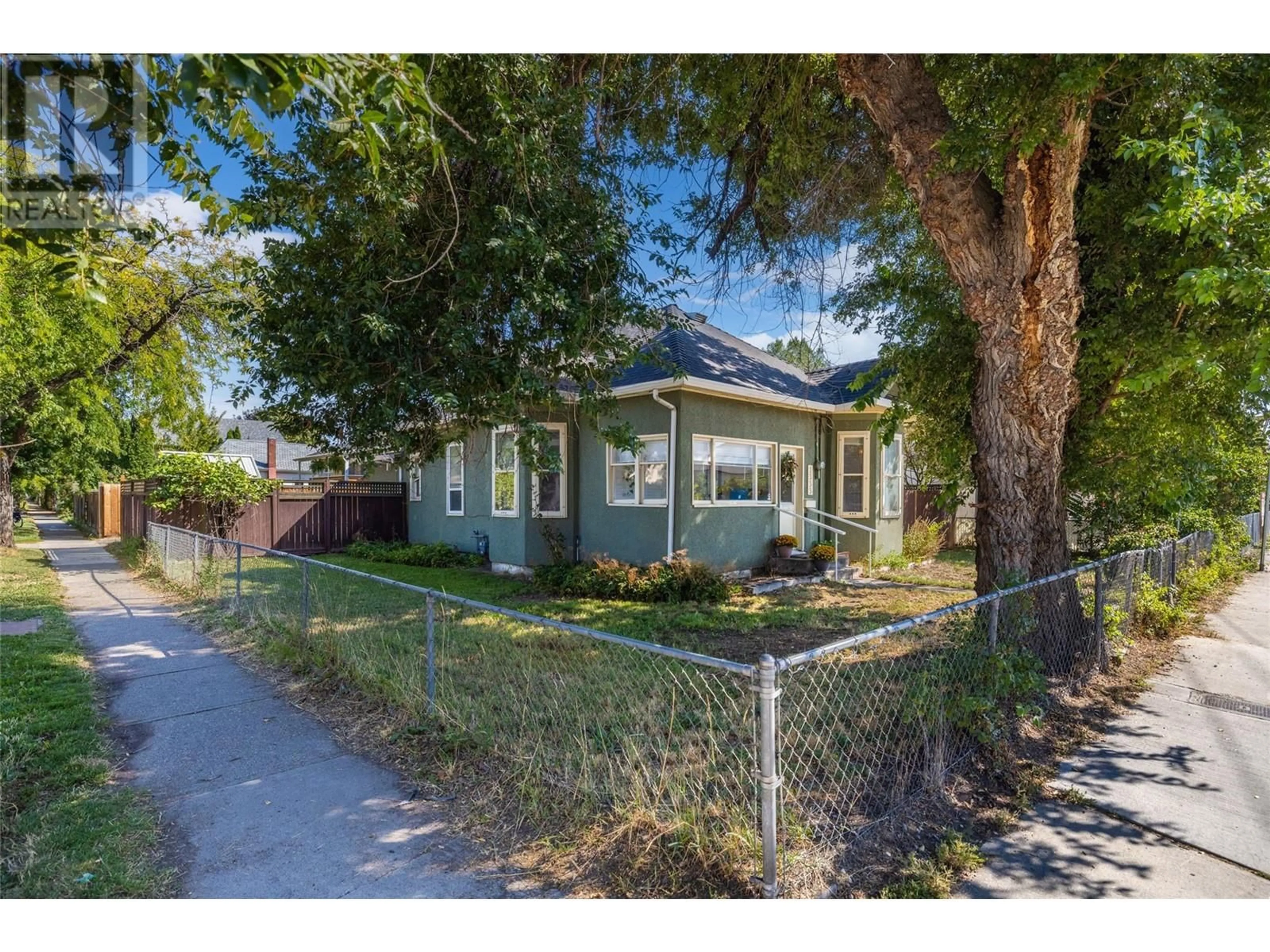 Unknown for 1333 RICHTER STREET, Kelowna British Columbia V1Y2L5