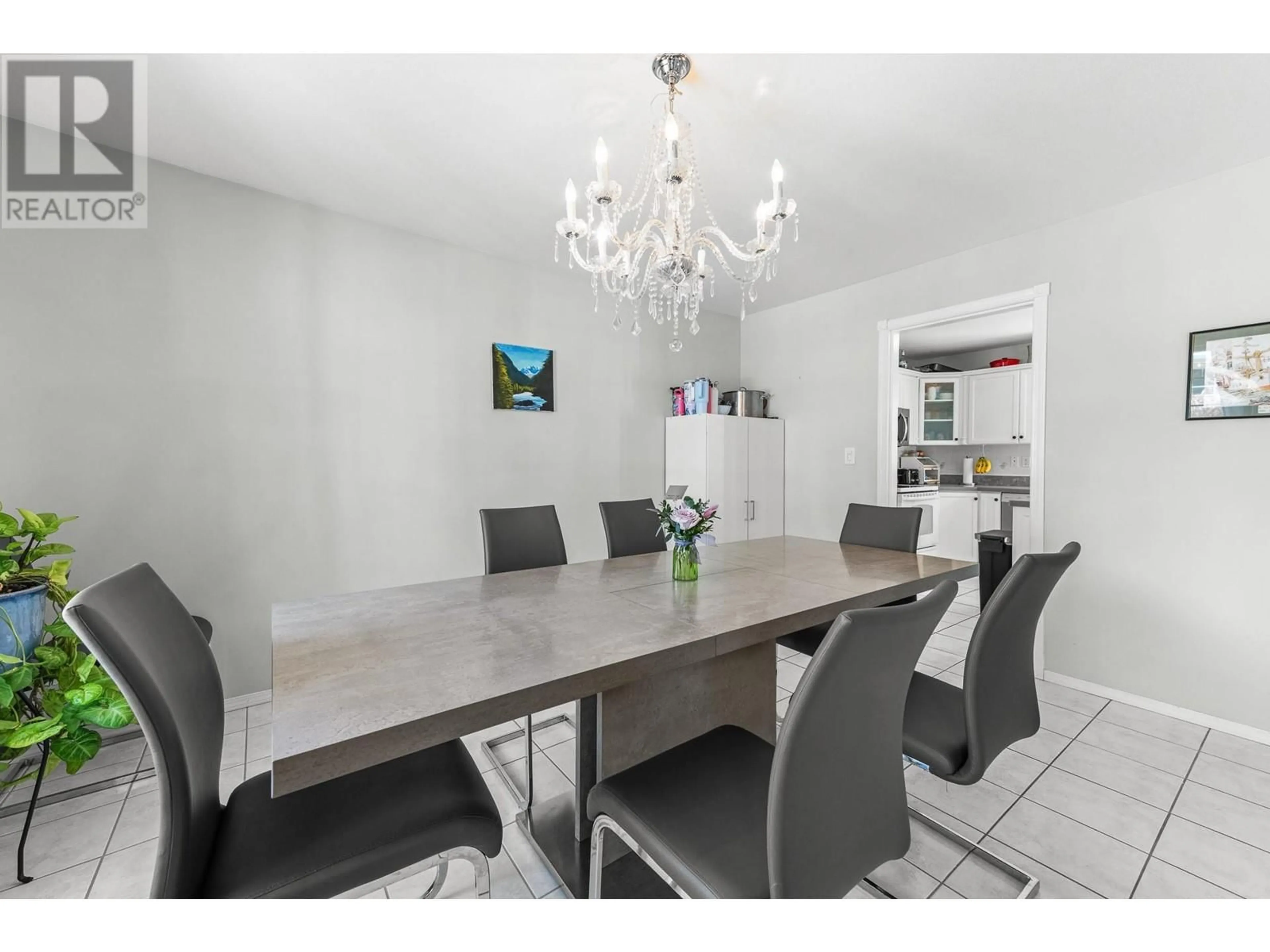 Dining room, unknown for 935 ARGYLE STREET, Penticton British Columbia V2A5P1