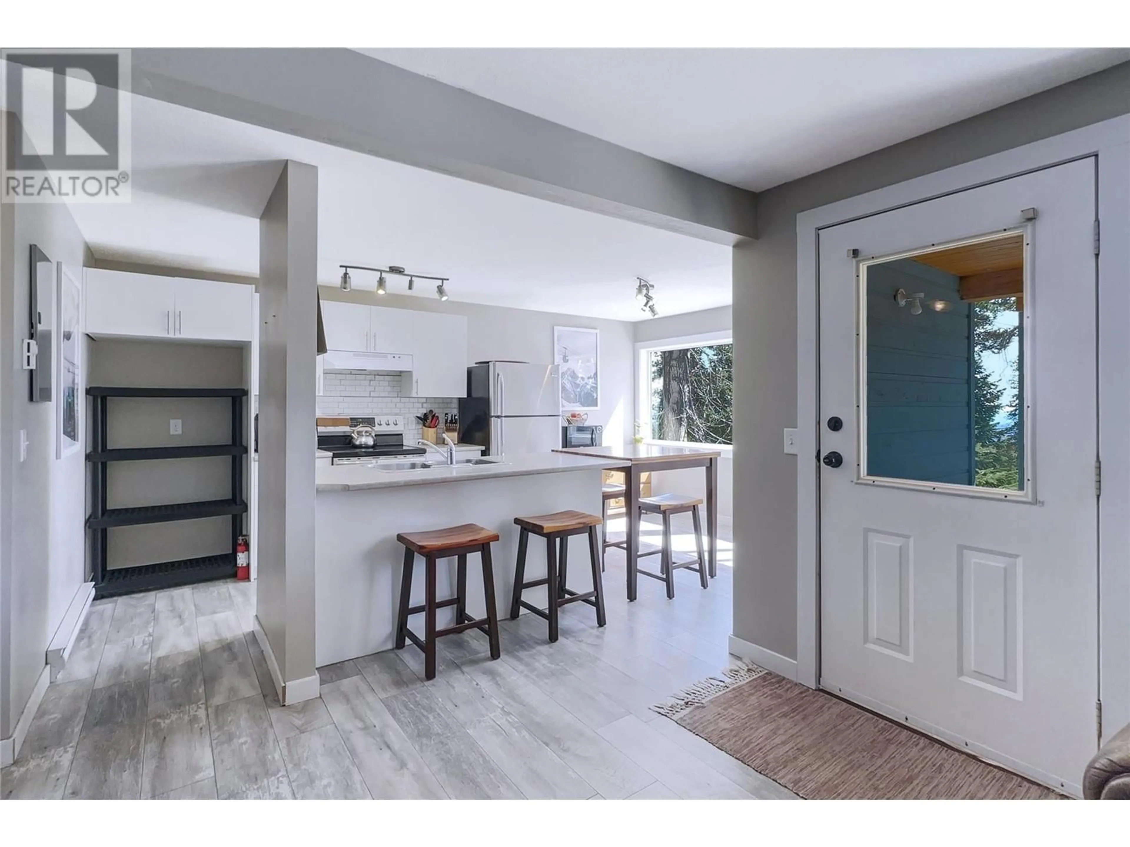 Open concept kitchen, unknown for D - 4817 SNOW PINES ROAD, Big White British Columbia V1P1P3
