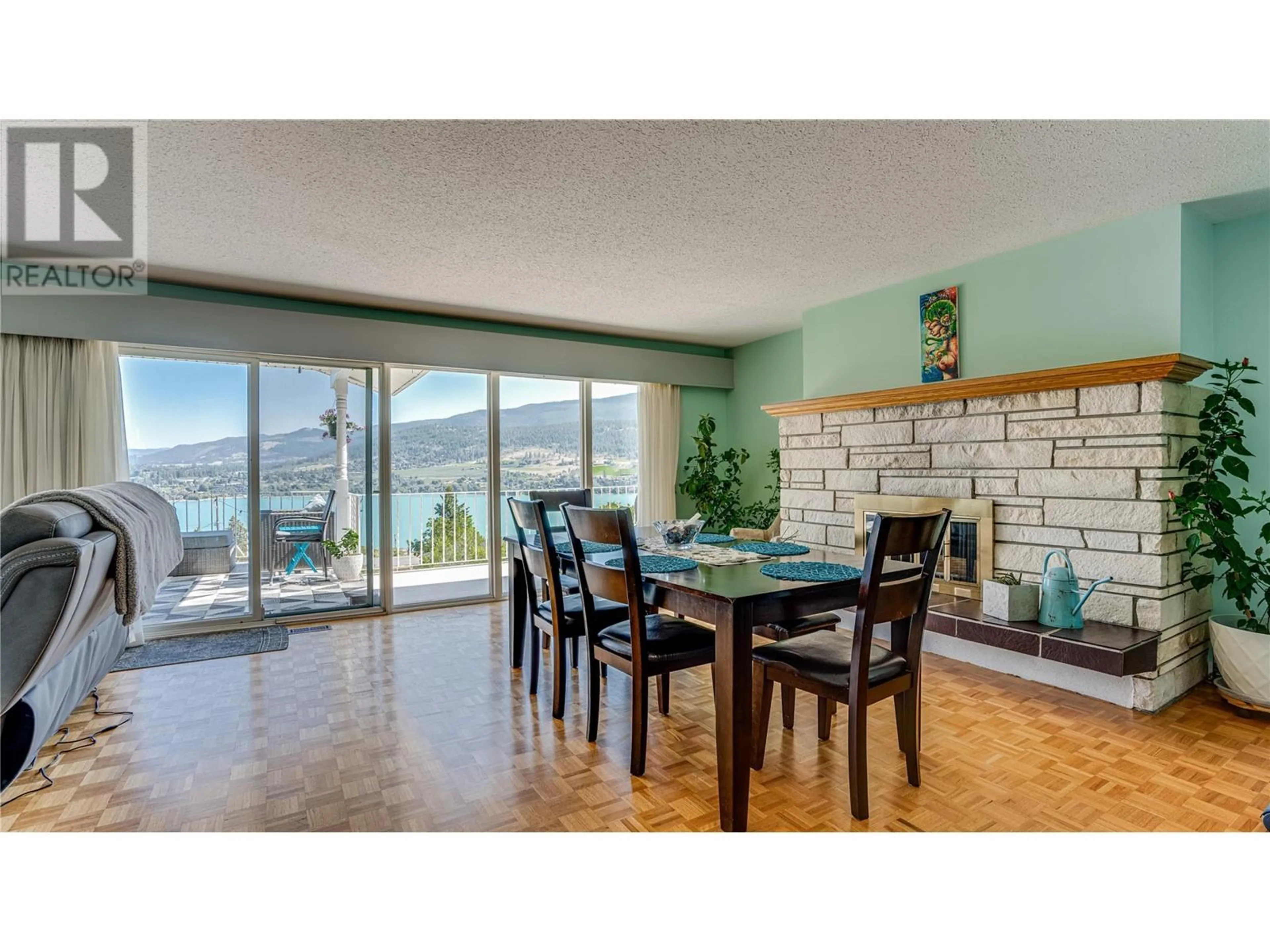 Dining room, unknown for 8209 LAKEVIEW DRIVE, Coldstream British Columbia V1B1W5