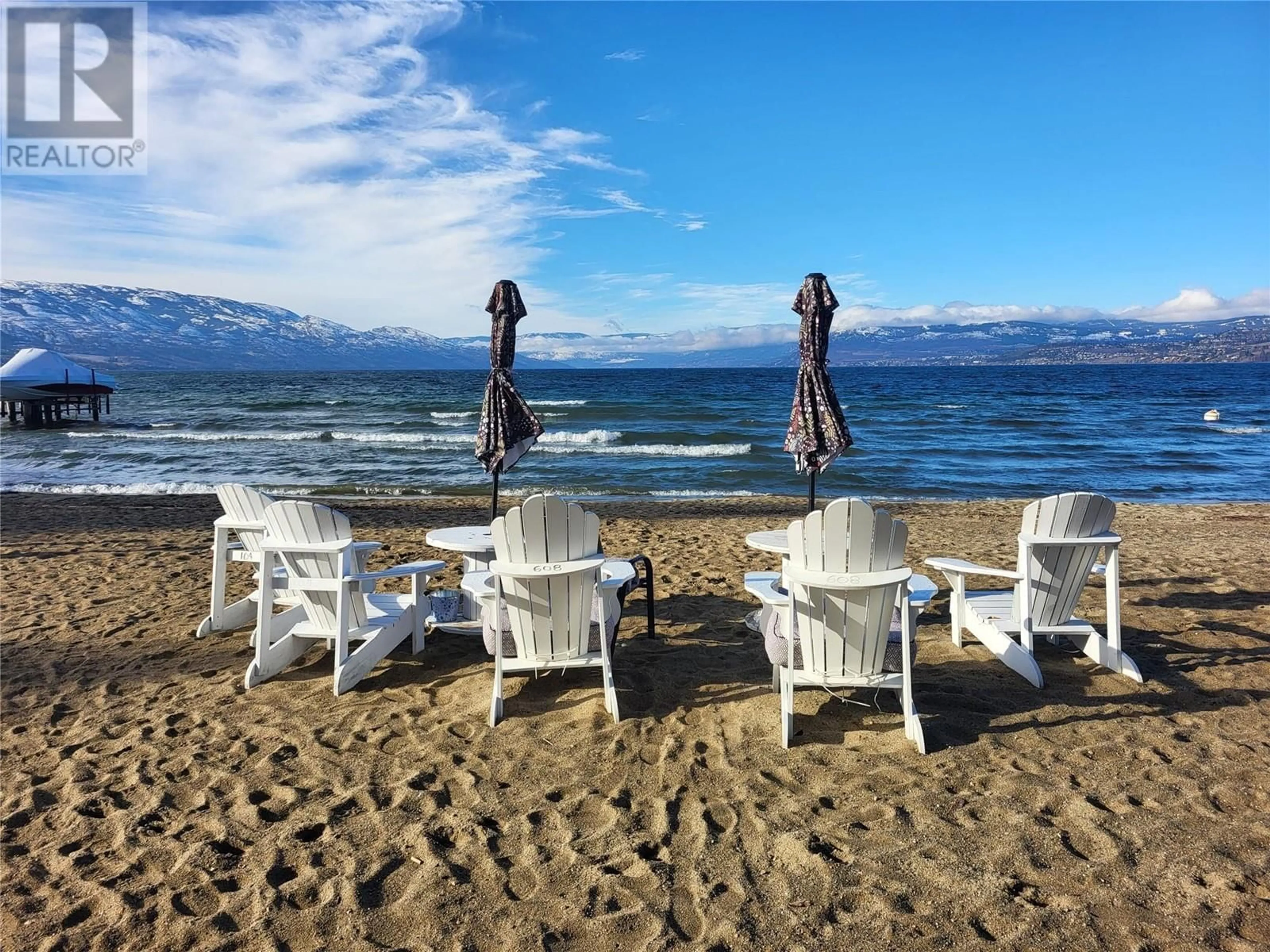 Patio, water/lake/river/ocean view for 205 - 4058 LAKESHORE ROAD, Kelowna British Columbia V1W1V6
