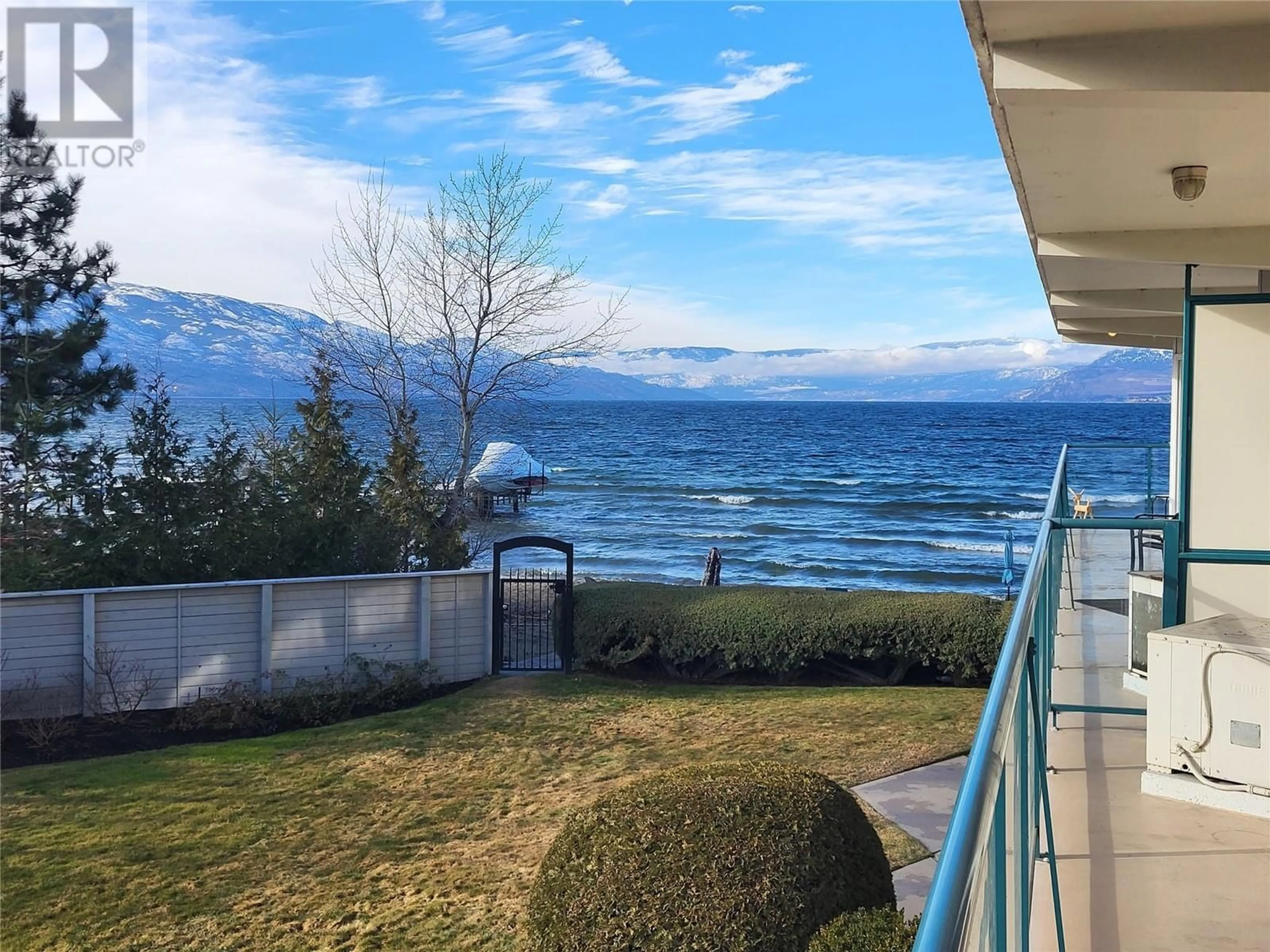 Patio, water/lake/river/ocean view for 205 - 4058 LAKESHORE ROAD, Kelowna British Columbia V1W1V6