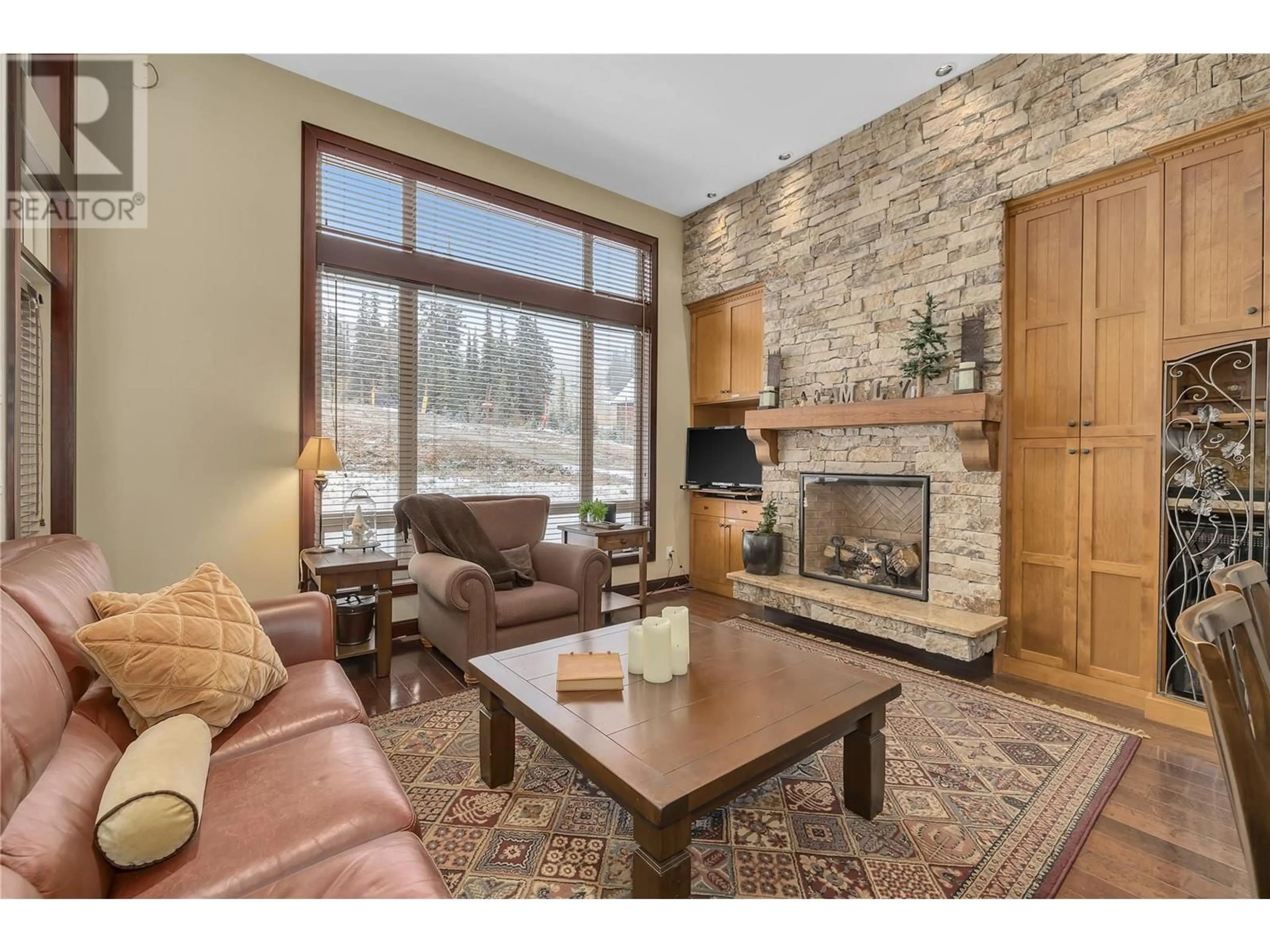 Living room with furniture, unknown for 3-104 - 7700 PORCUPINE ROAD, Big White British Columbia V1P1P3