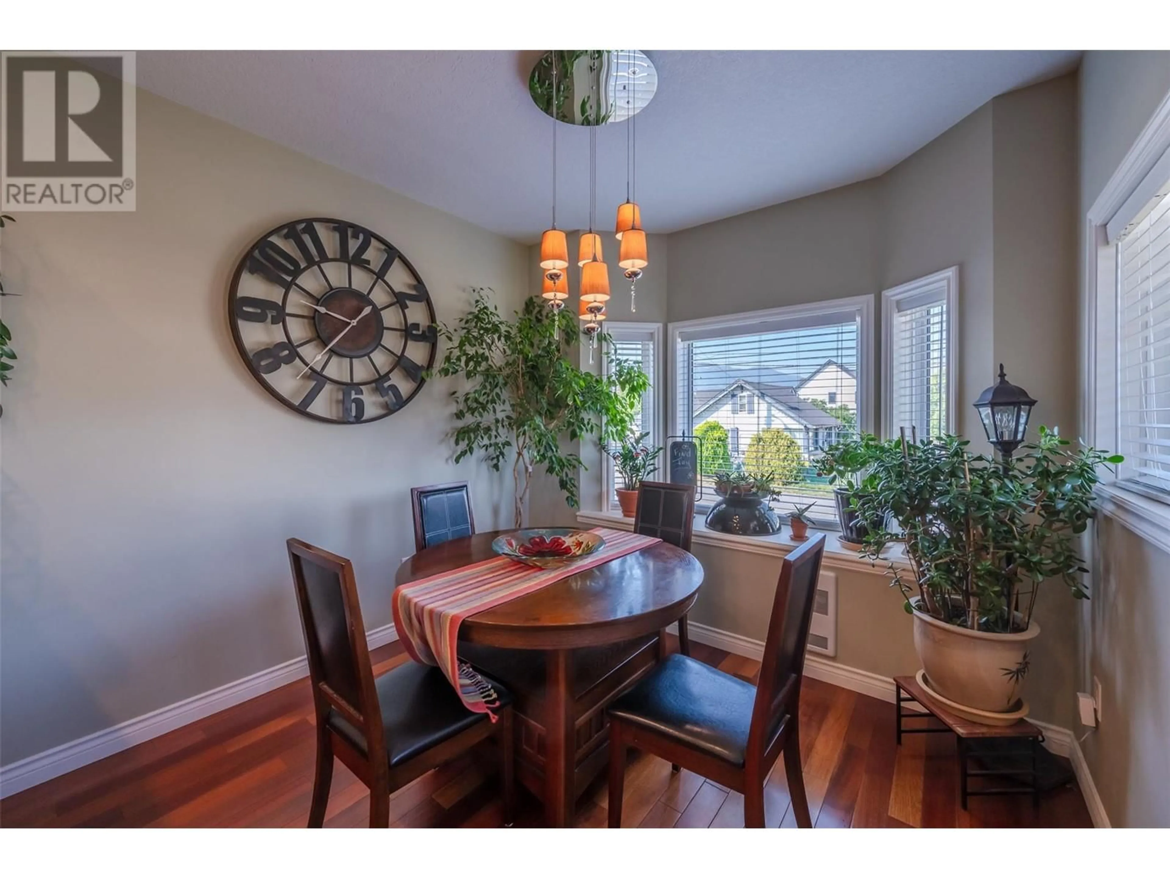 Dining room, wood/laminate floor for 114 Lakeview Street Unit# 101, Penticton British Columbia V2A5R8