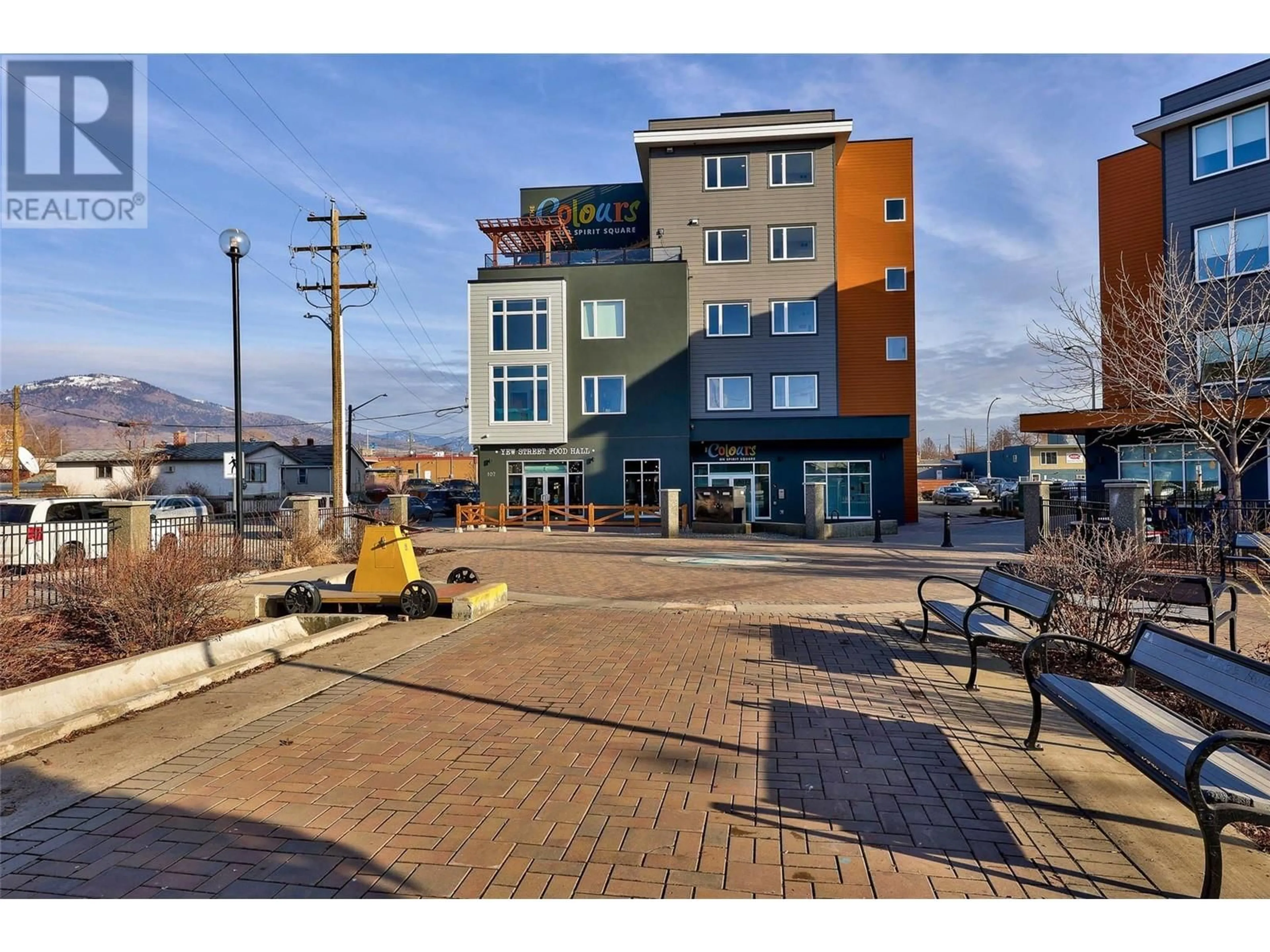 Patio, unknown for 402 - 107 YEW STREET, Kamloops British Columbia V2B3Z9