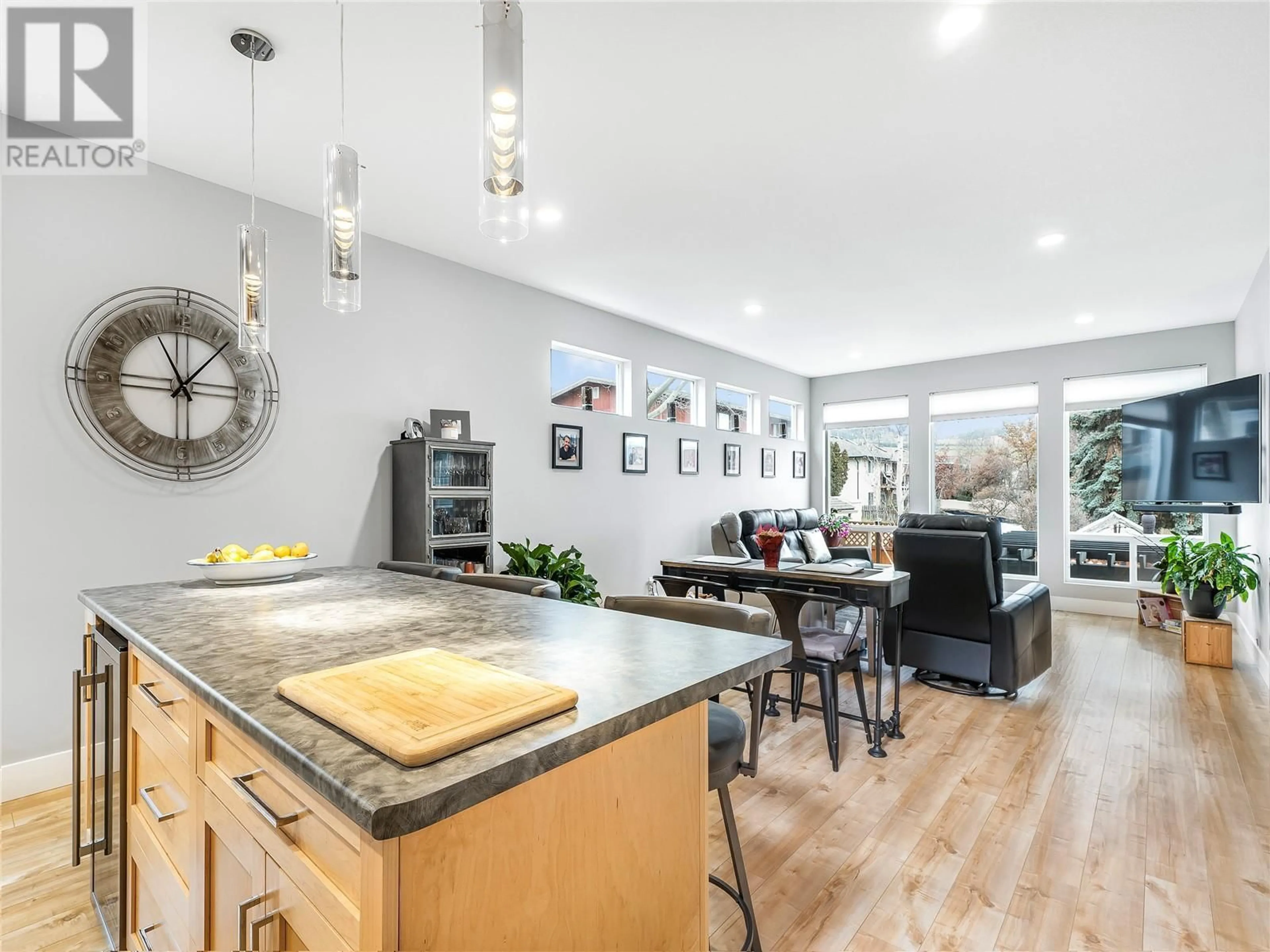 Open concept kitchen, unknown for 4204 14 Avenue, Vernon British Columbia V1H1J2