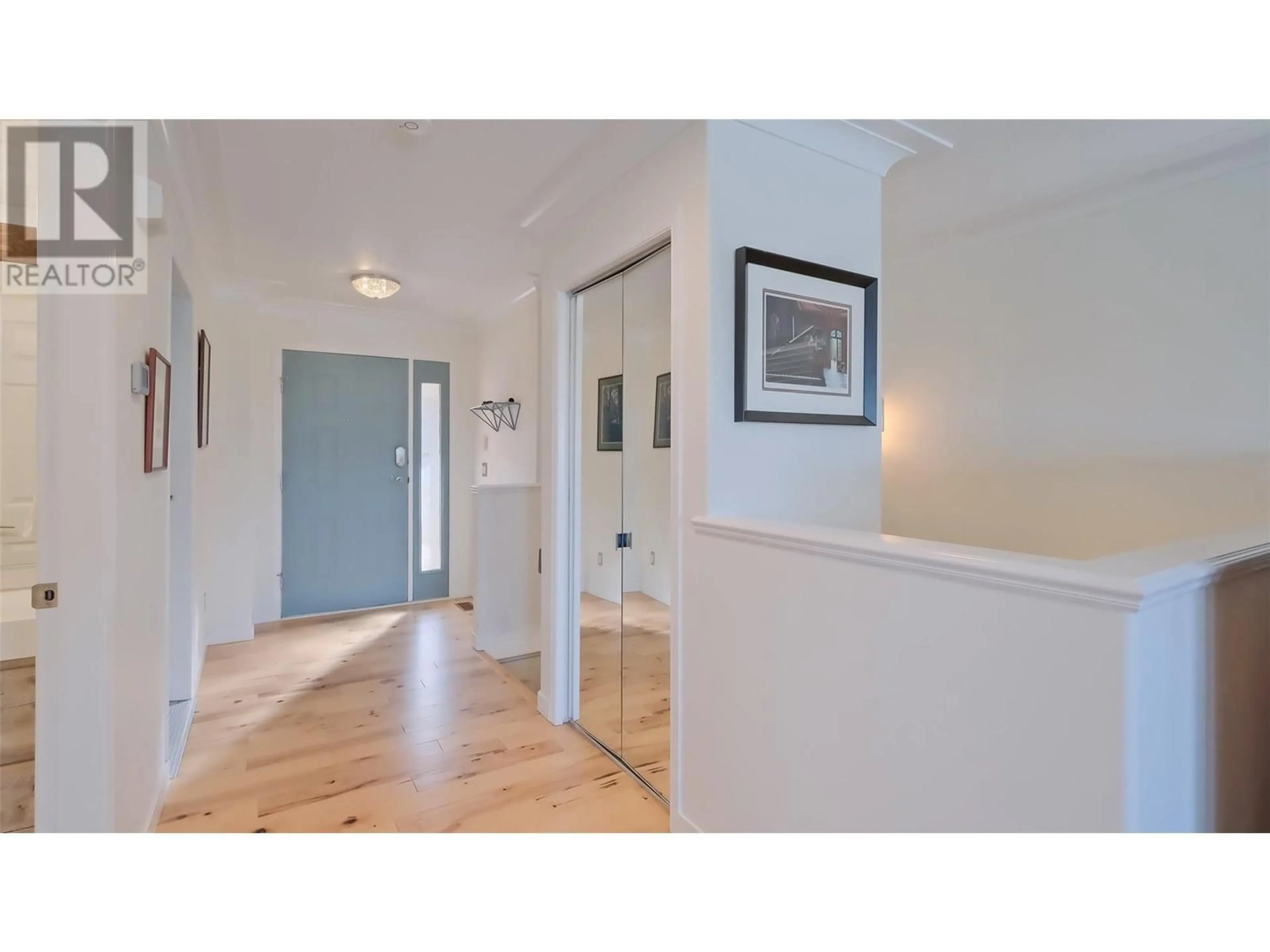 Indoor entryway for 116 - 3948 FINNERTY ROAD, Penticton British Columbia V2A8P8