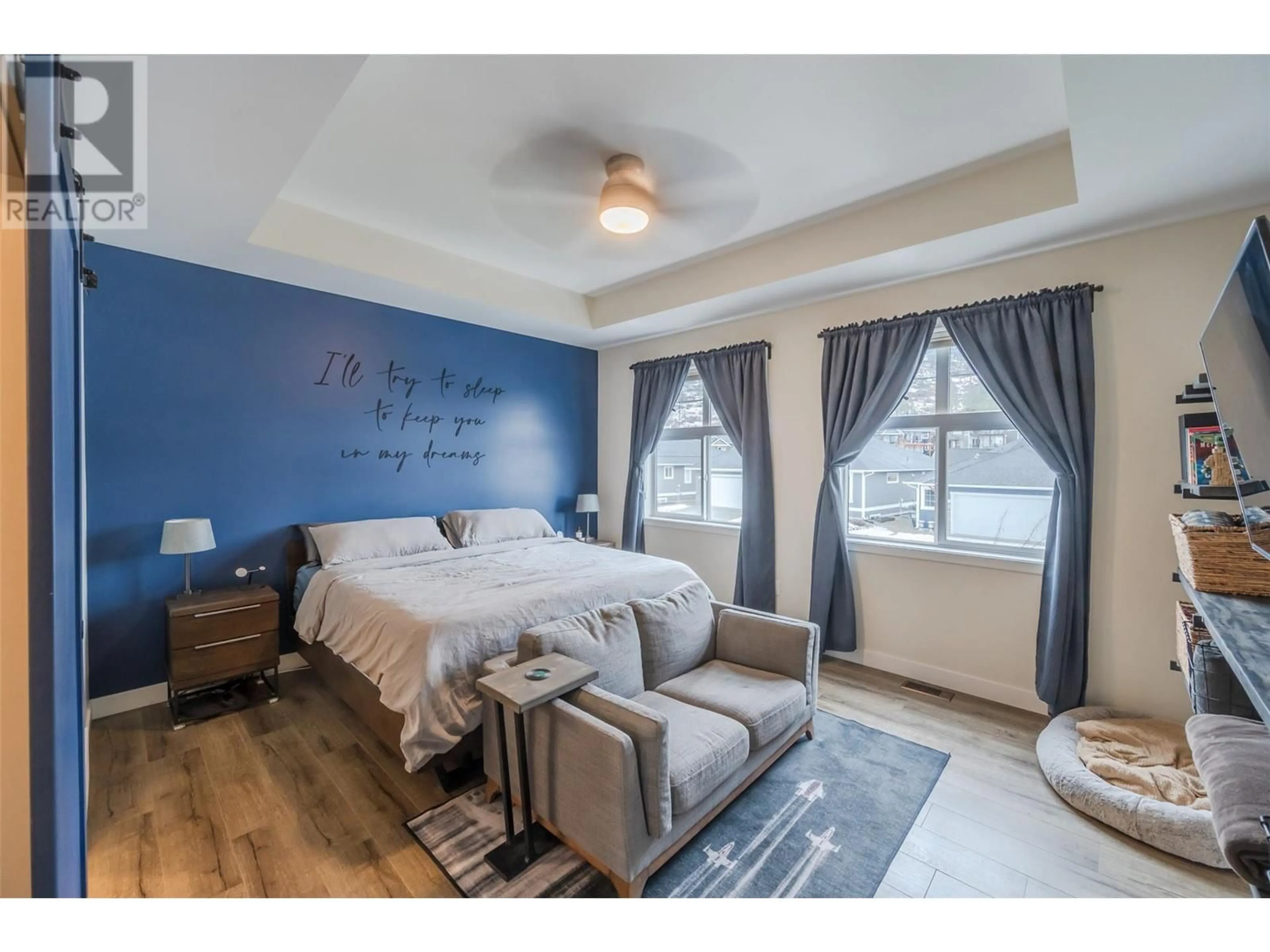 Bedroom with bed, unknown for 175 Sendero Crescent, Penticton British Columbia V2A0C3