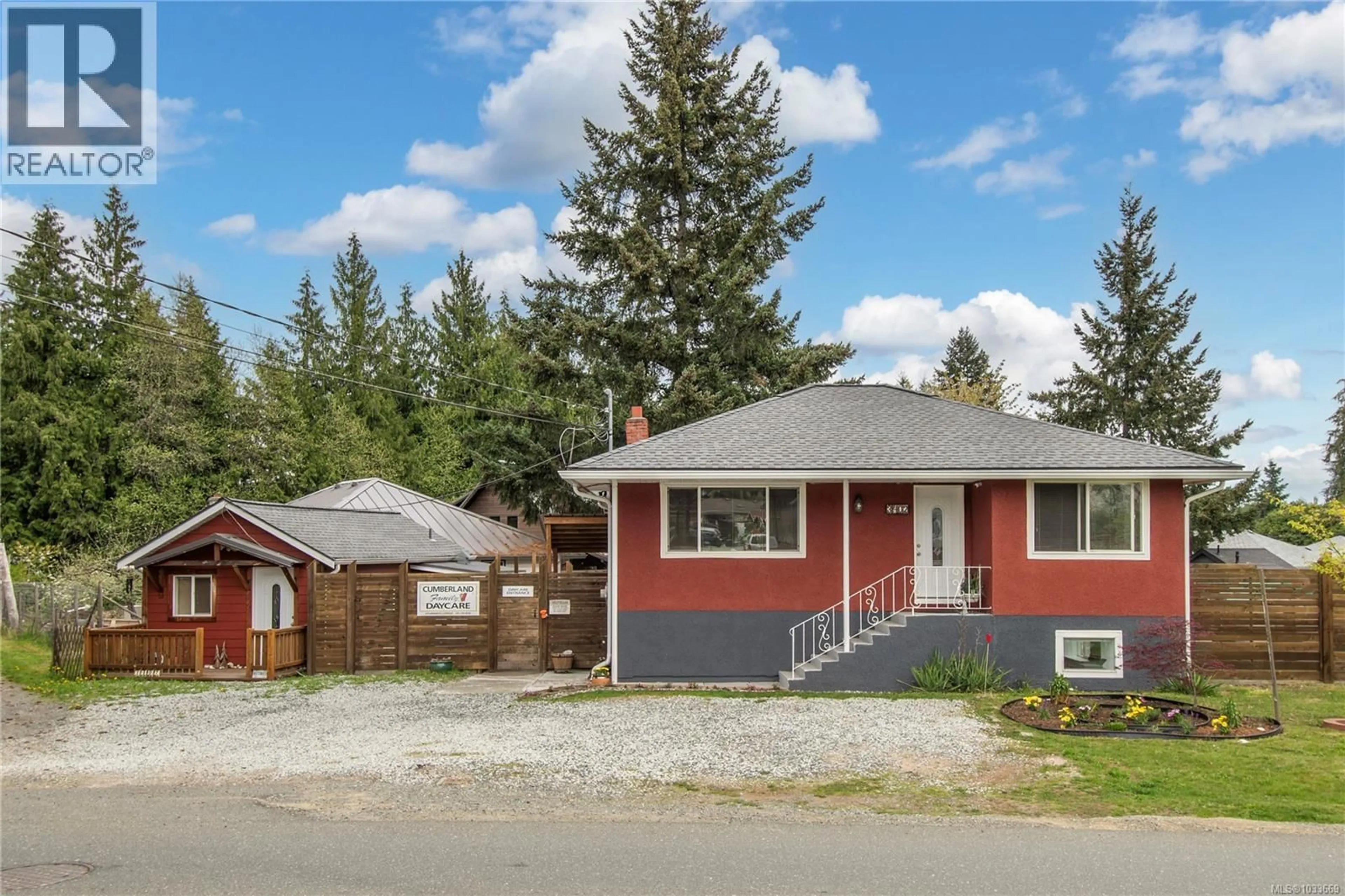 Home with vinyl exterior material, street for 3402 BEVAN ROAD, Cumberland British Columbia V0R1S0